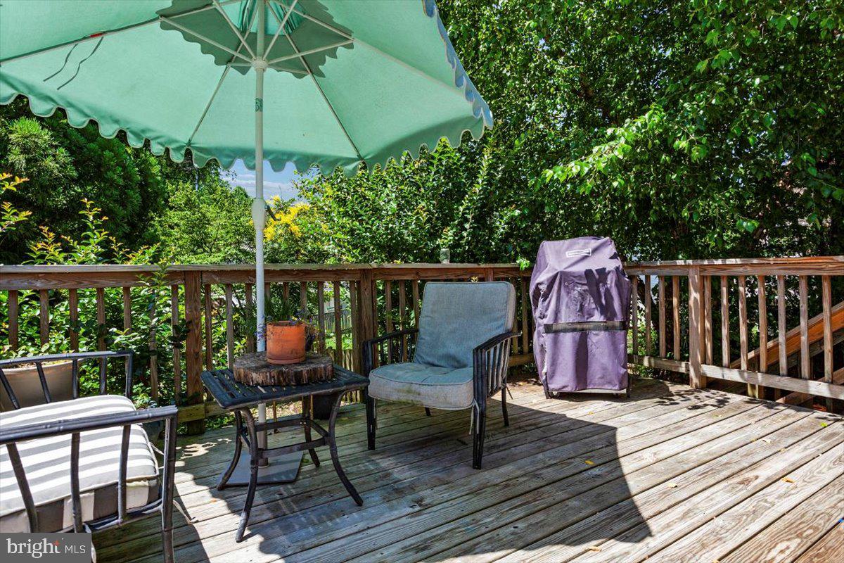 ROCK CREEK LANDING - Residential