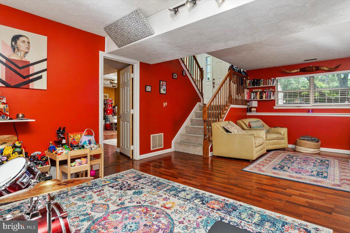 ROCK CREEK LANDING - Residential