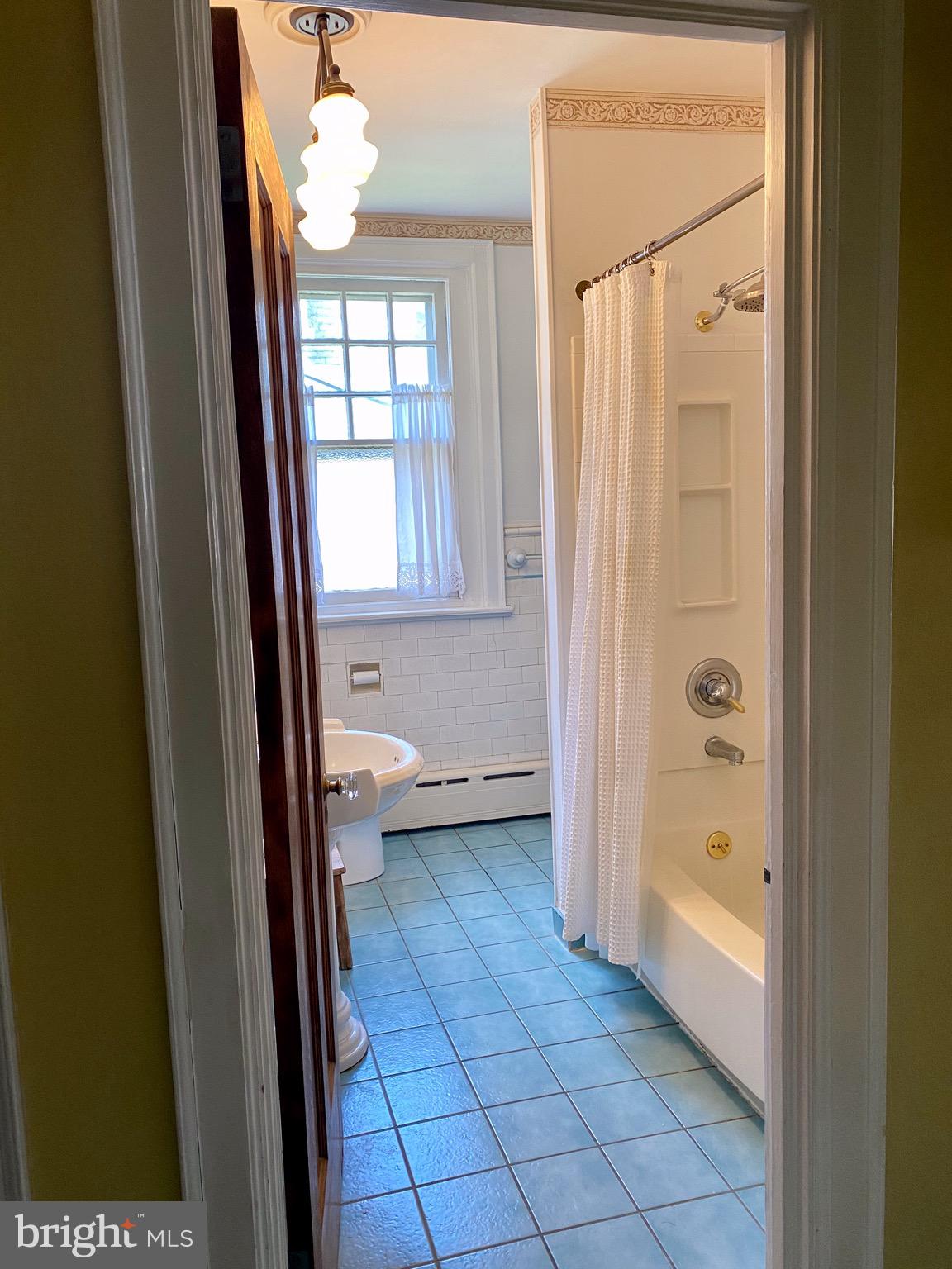 NORTHWOOD - Residential