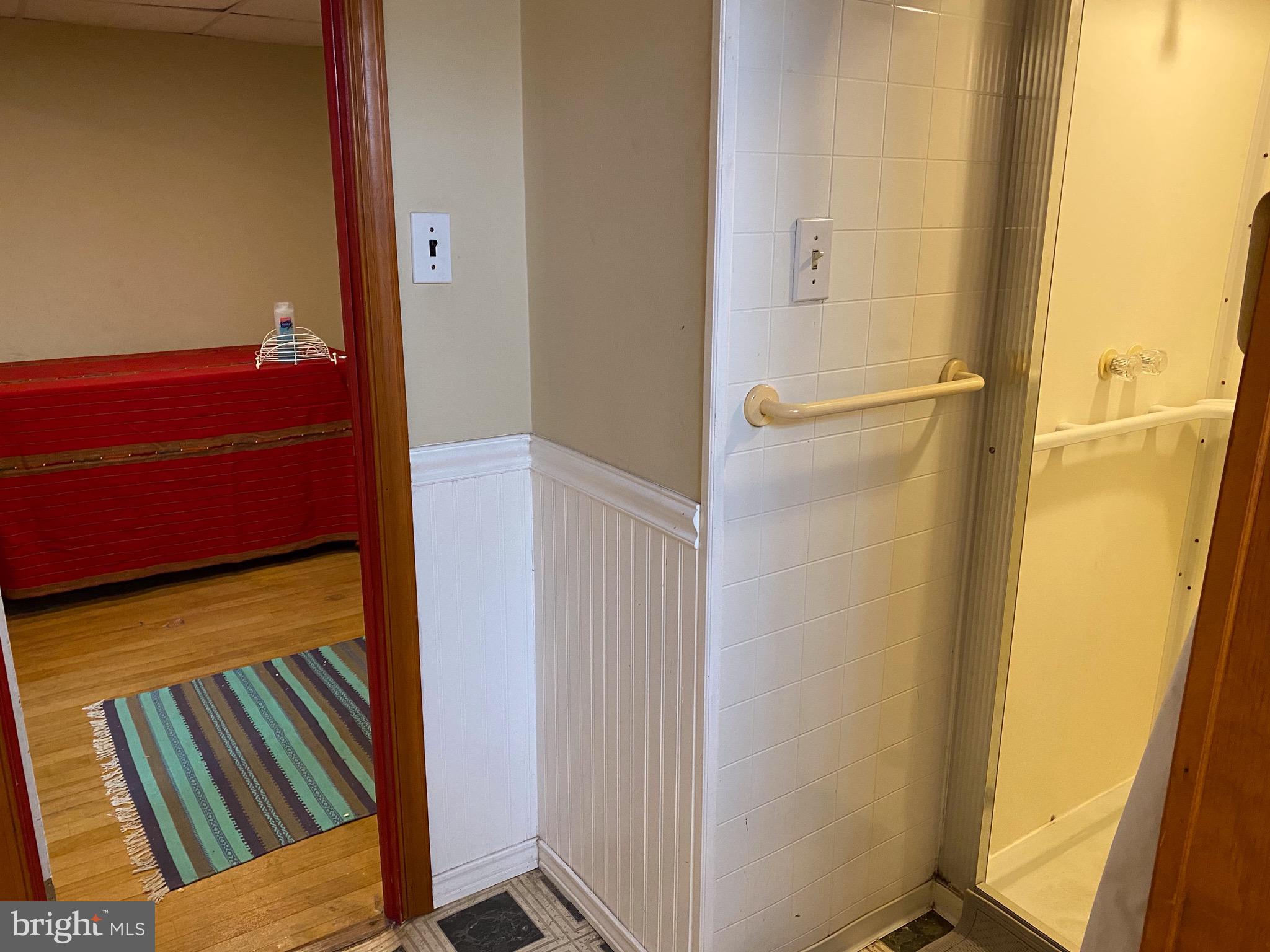 NORTHWOOD - Residential