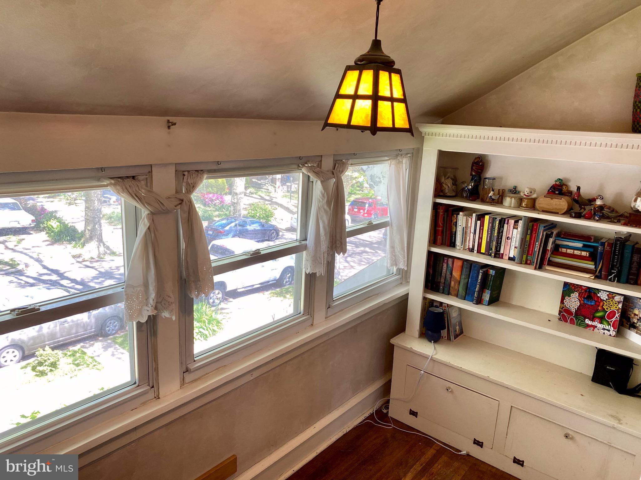 NORTHWOOD - Residential