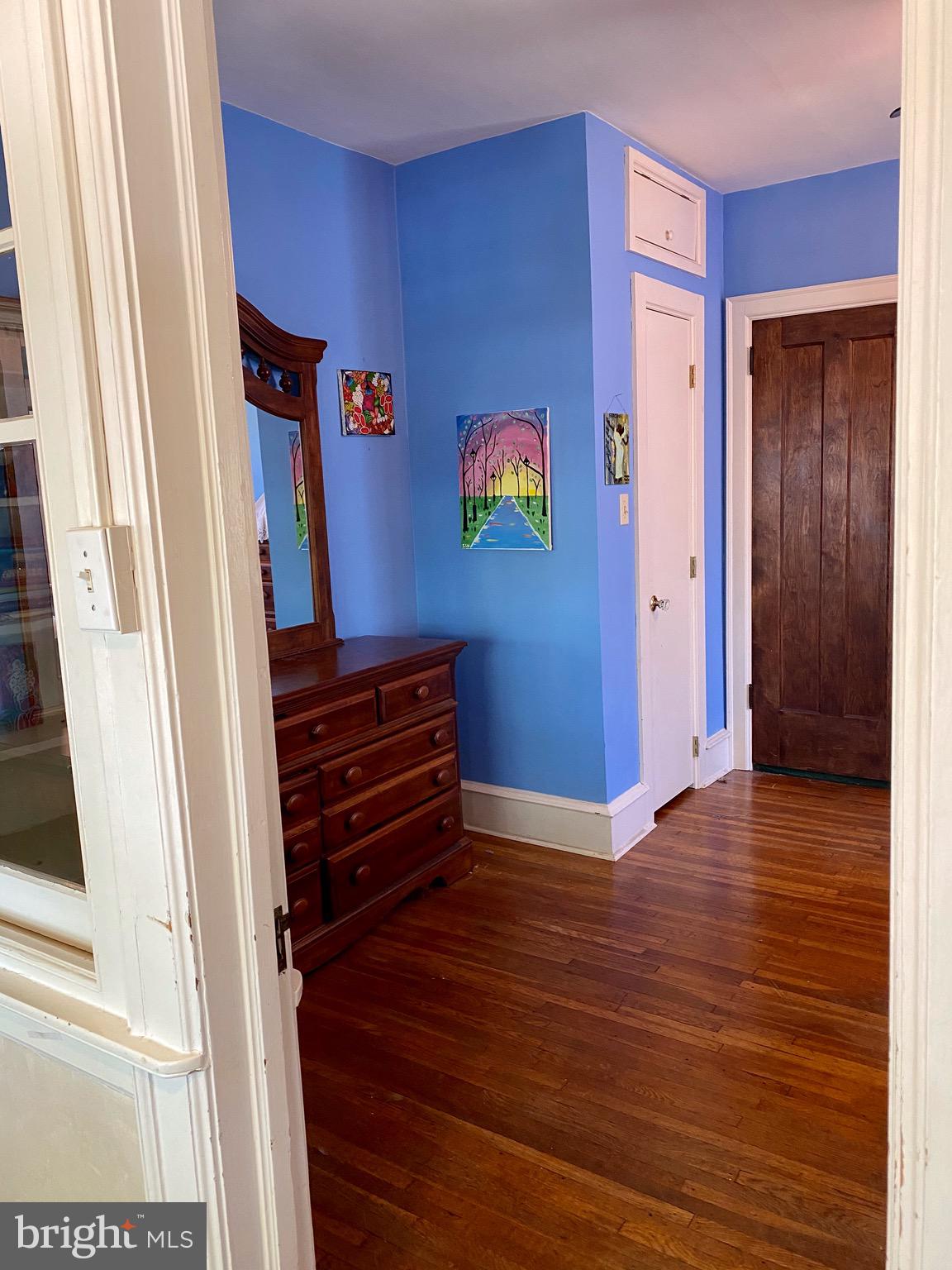 NORTHWOOD - Residential