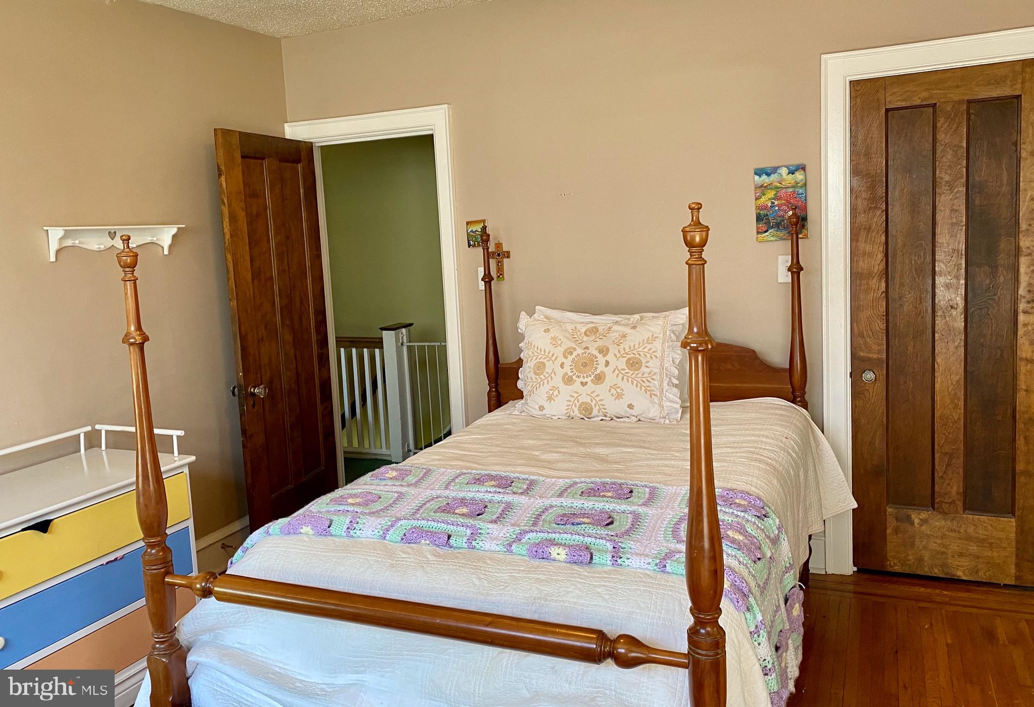 NORTHWOOD - Residential