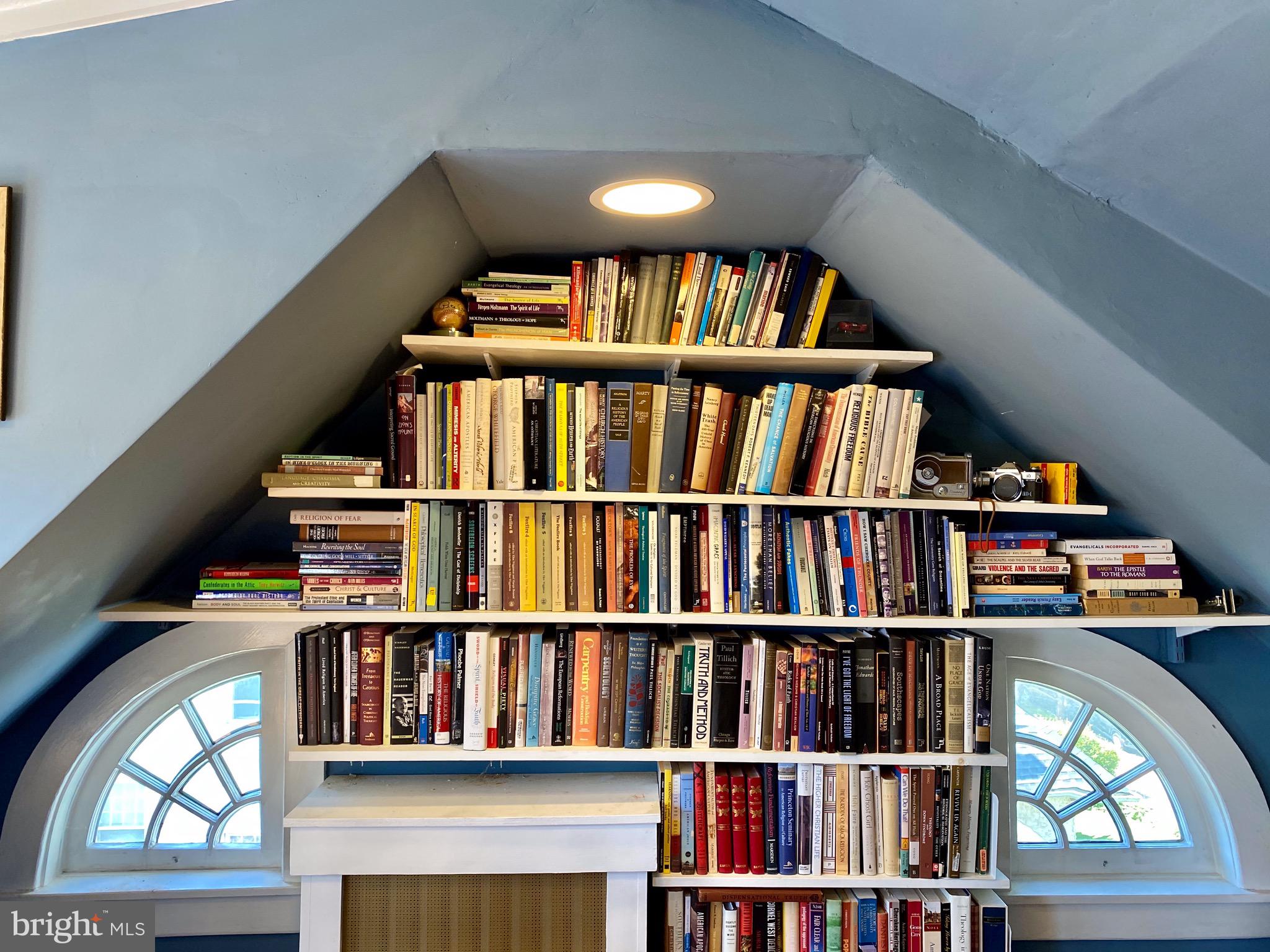 NORTHWOOD - Residential