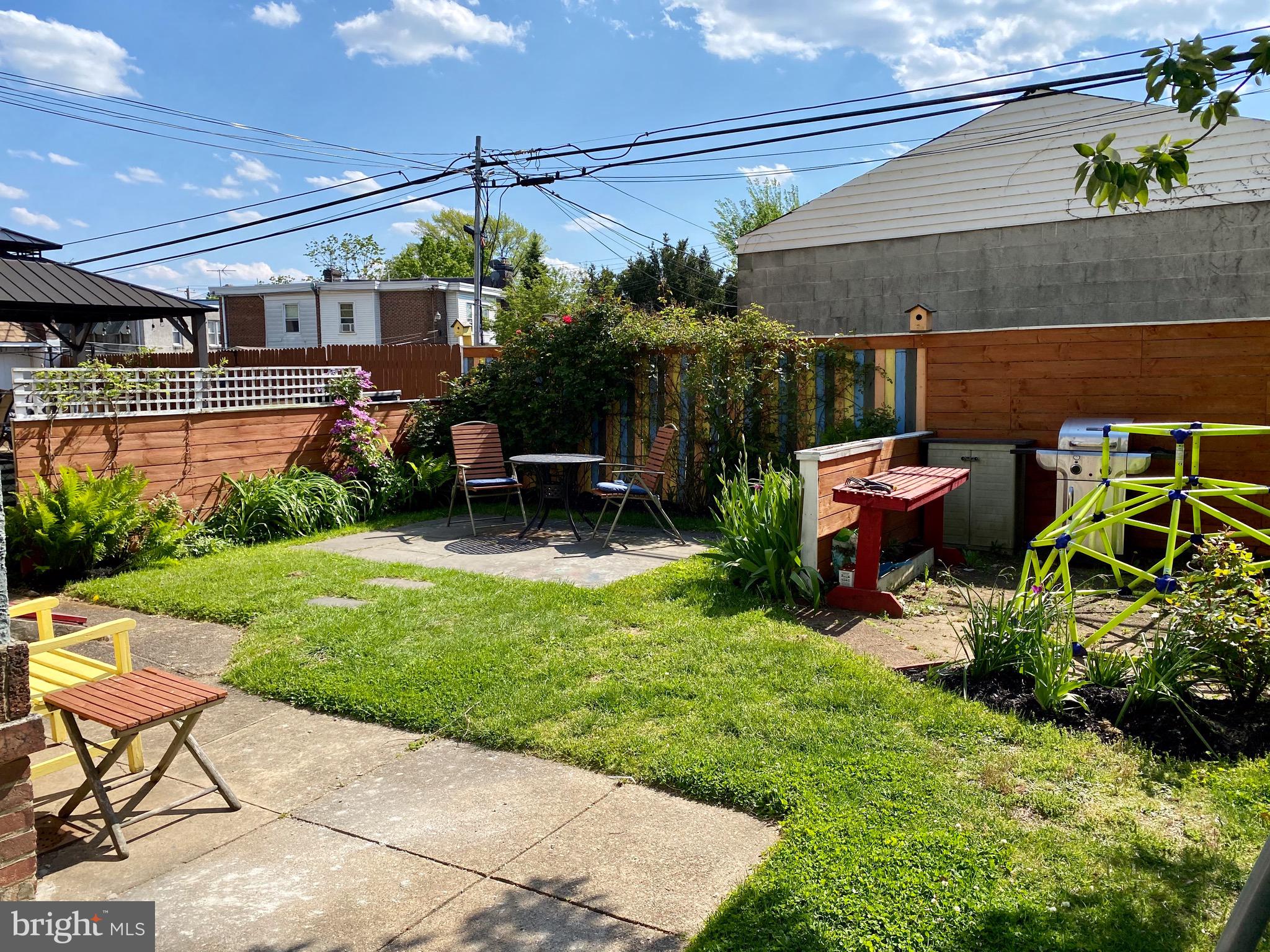 NORTHWOOD - Residential