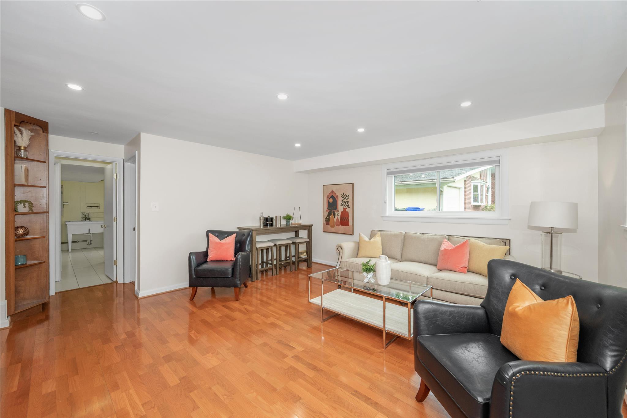 GREENWICH FOREST - Residential