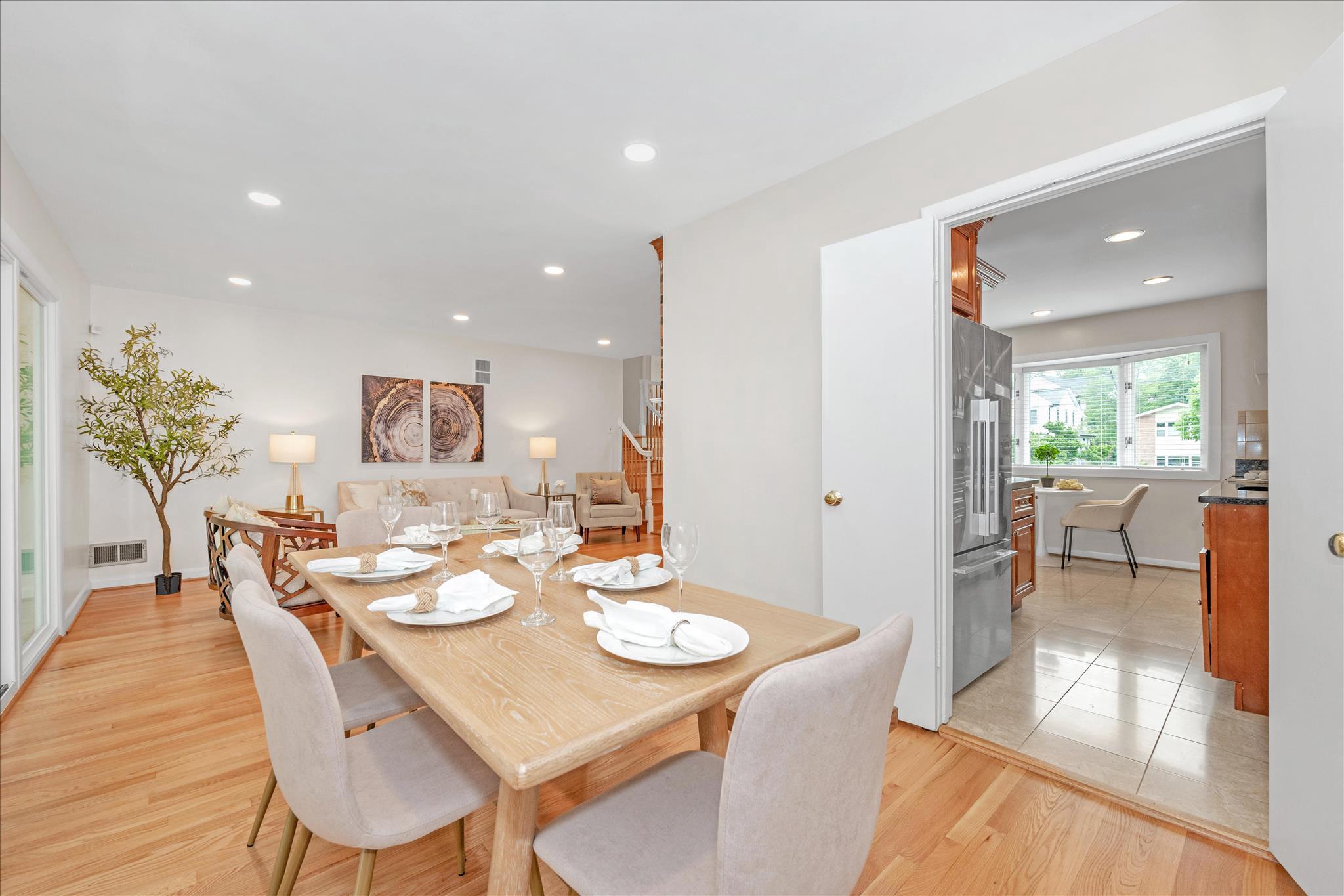 GREENWICH FOREST - Residential