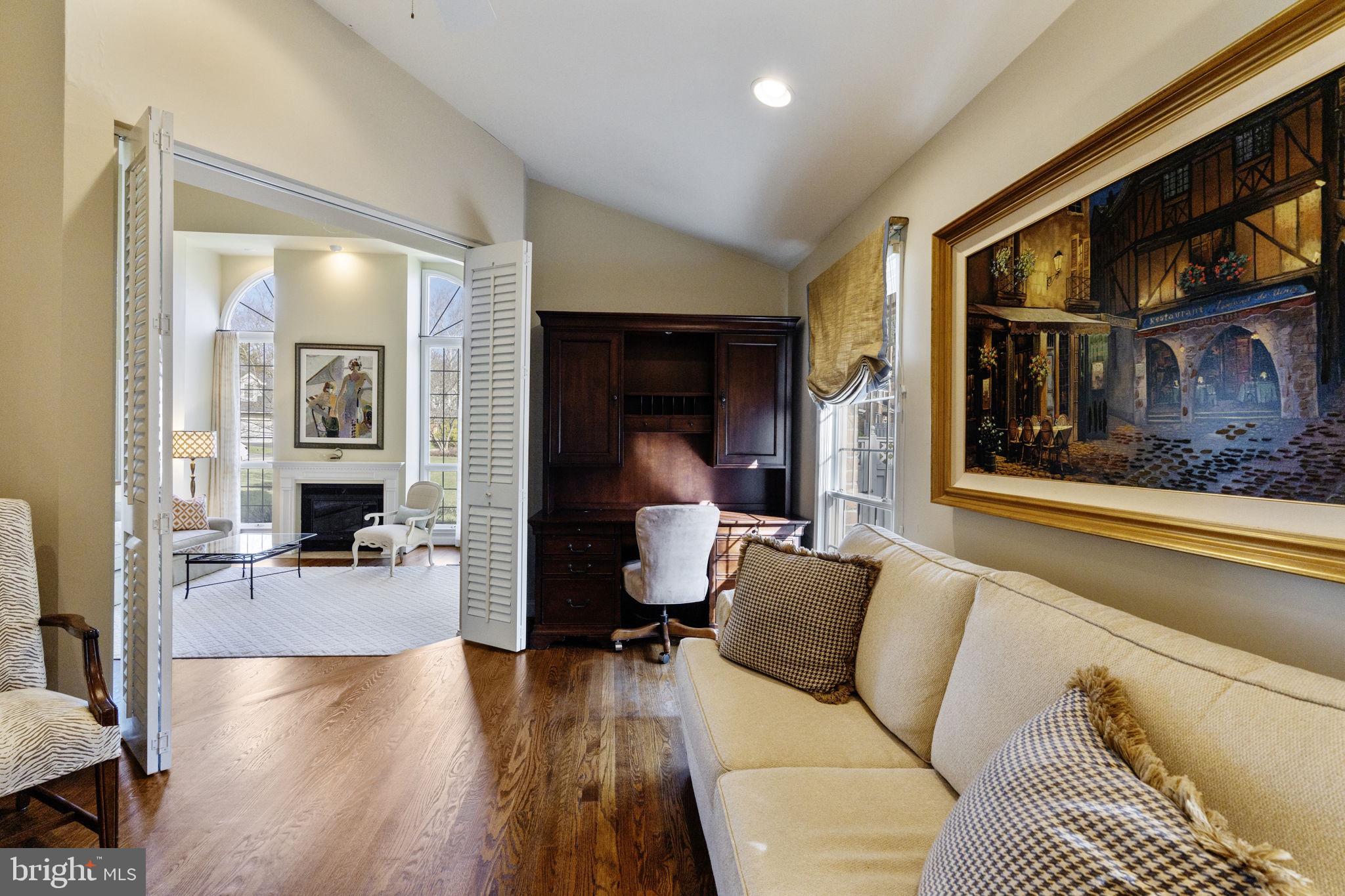 THE MEADOWS OF GREEN SPRING - Residential