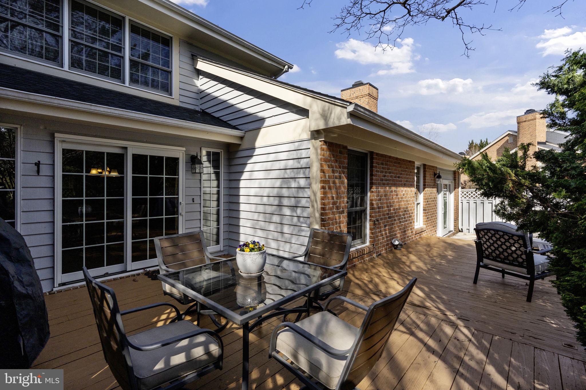 THE MEADOWS OF GREEN SPRING - Residential