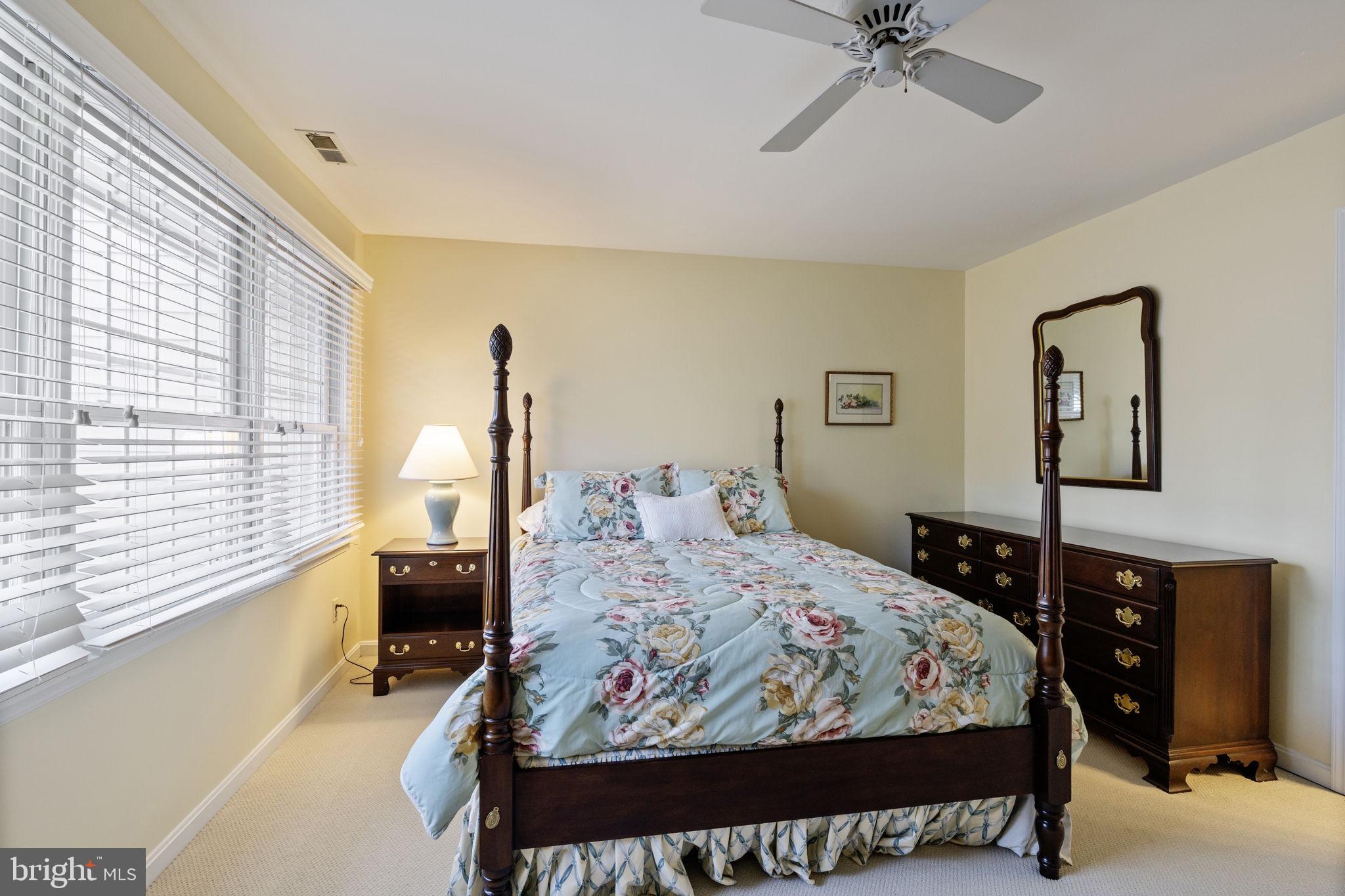 THE MEADOWS OF GREEN SPRING - Residential