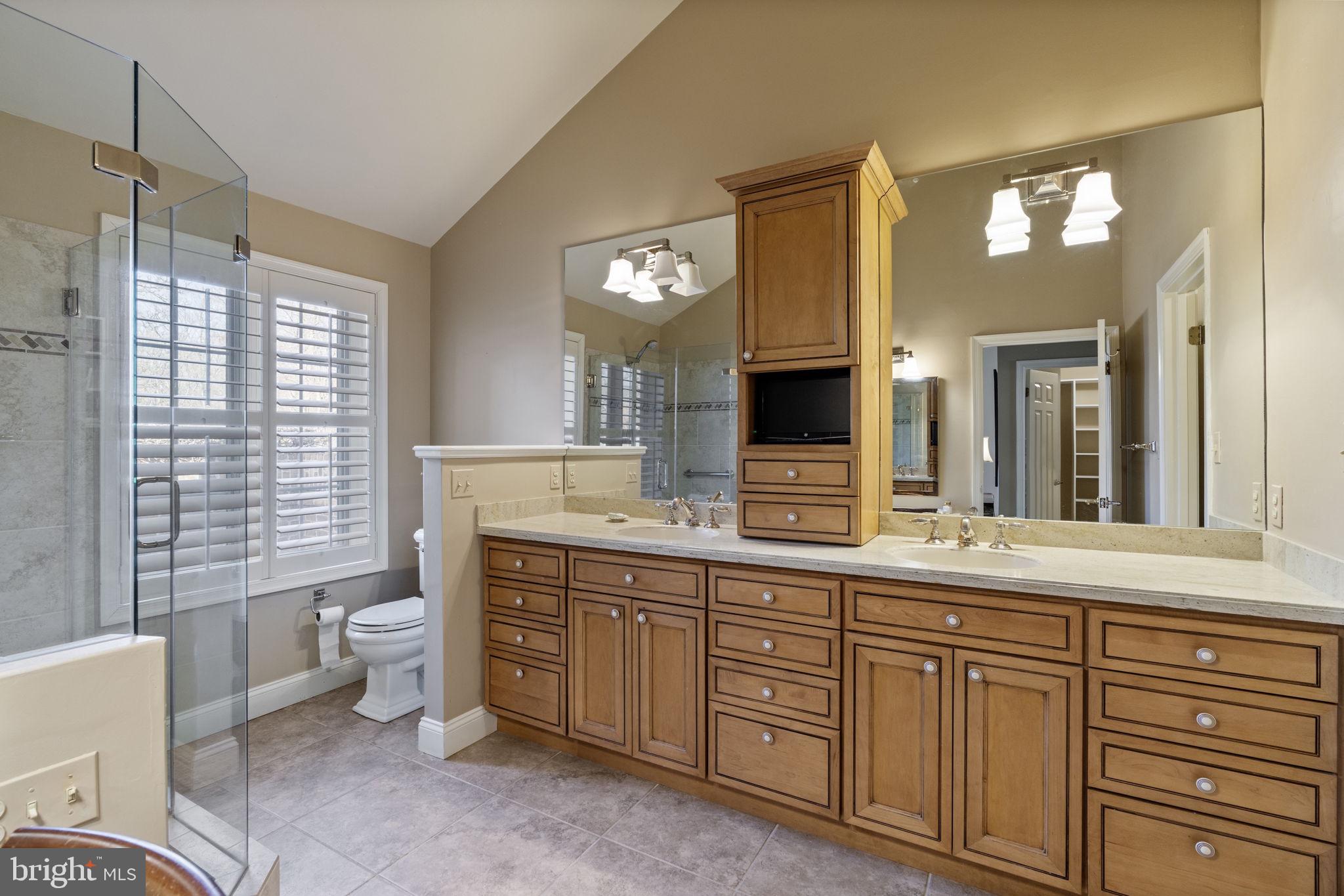 THE MEADOWS OF GREEN SPRING - Residential