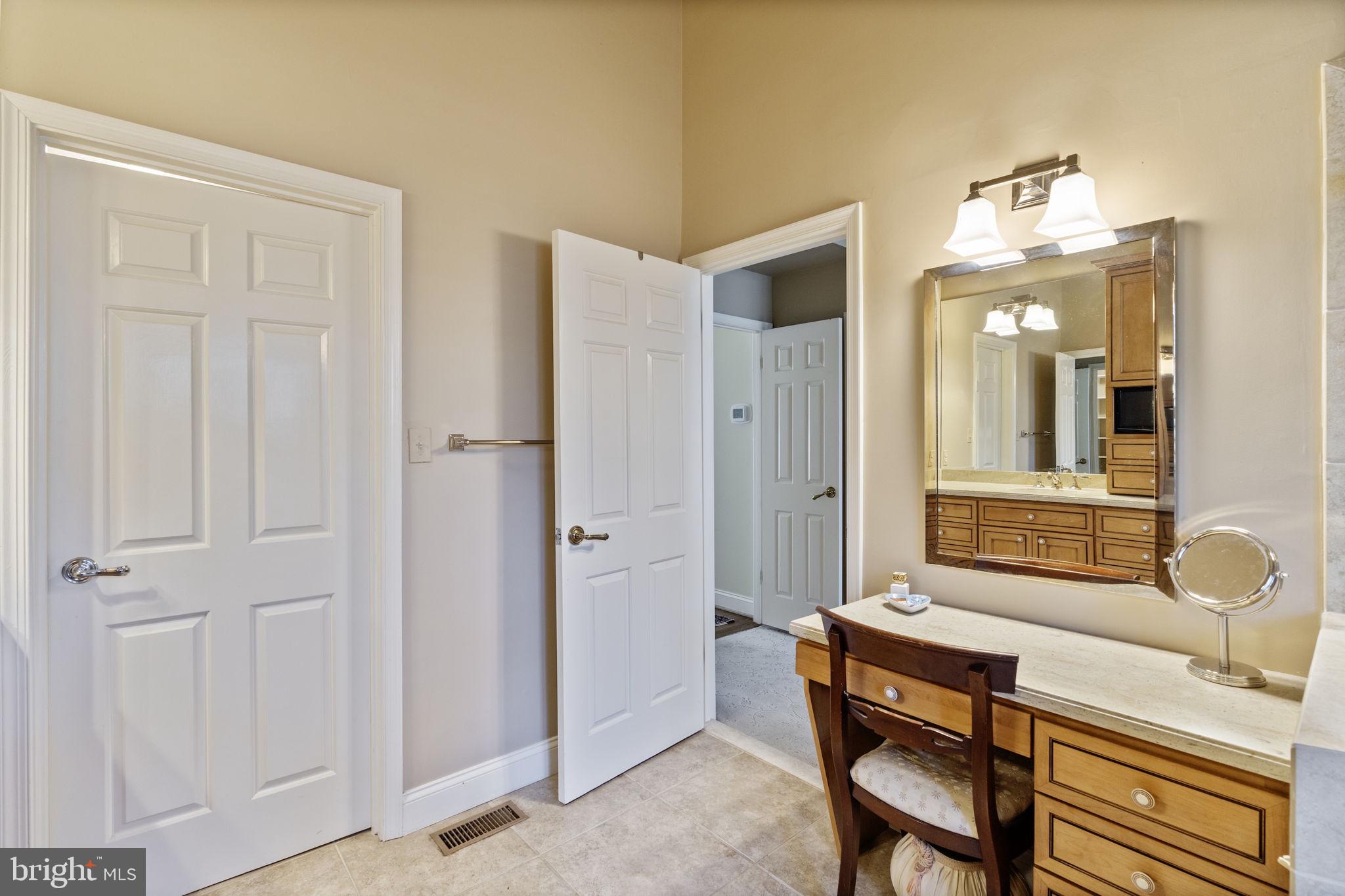 THE MEADOWS OF GREEN SPRING - Residential