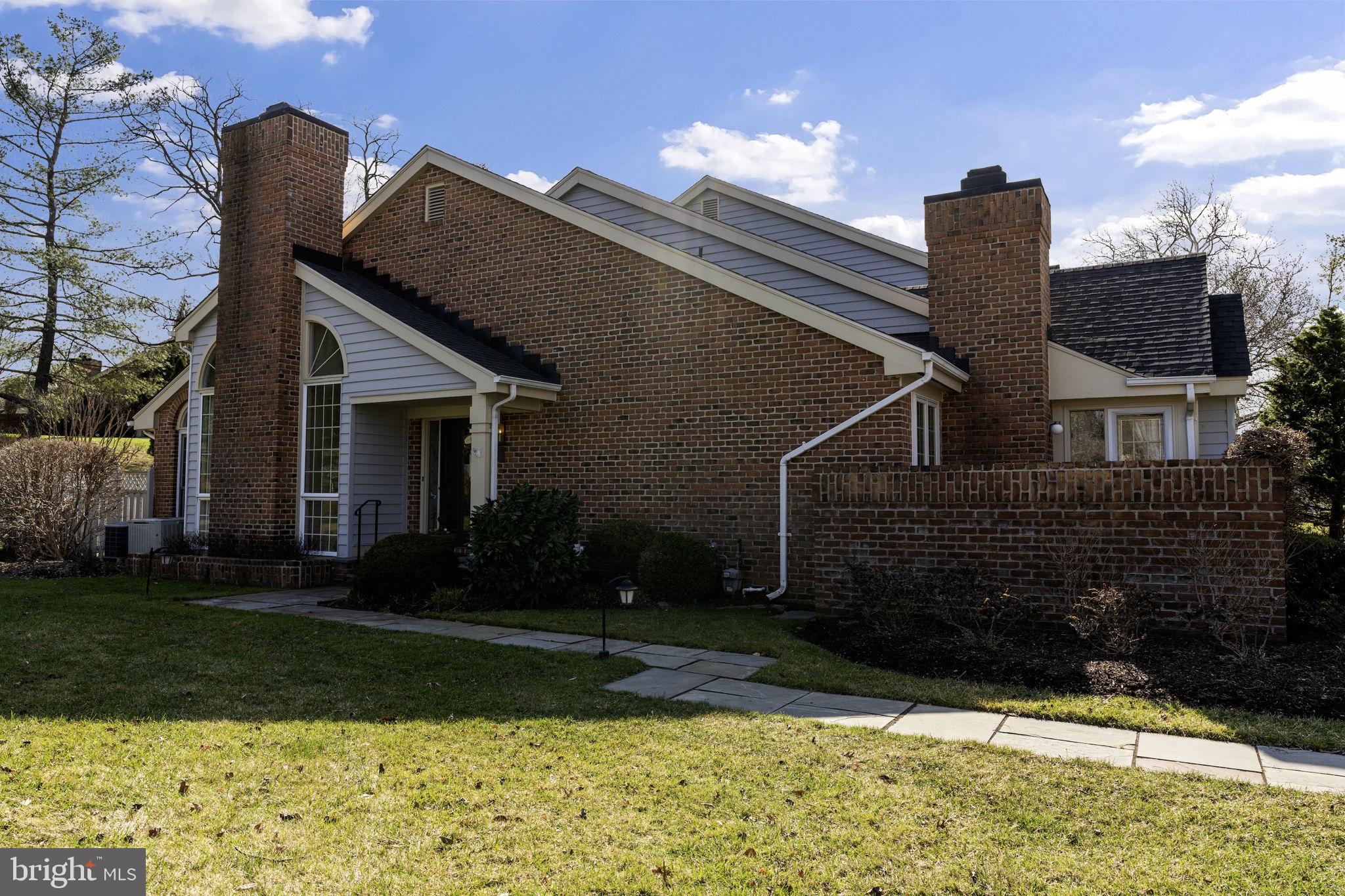 THE MEADOWS OF GREEN SPRING - Residential