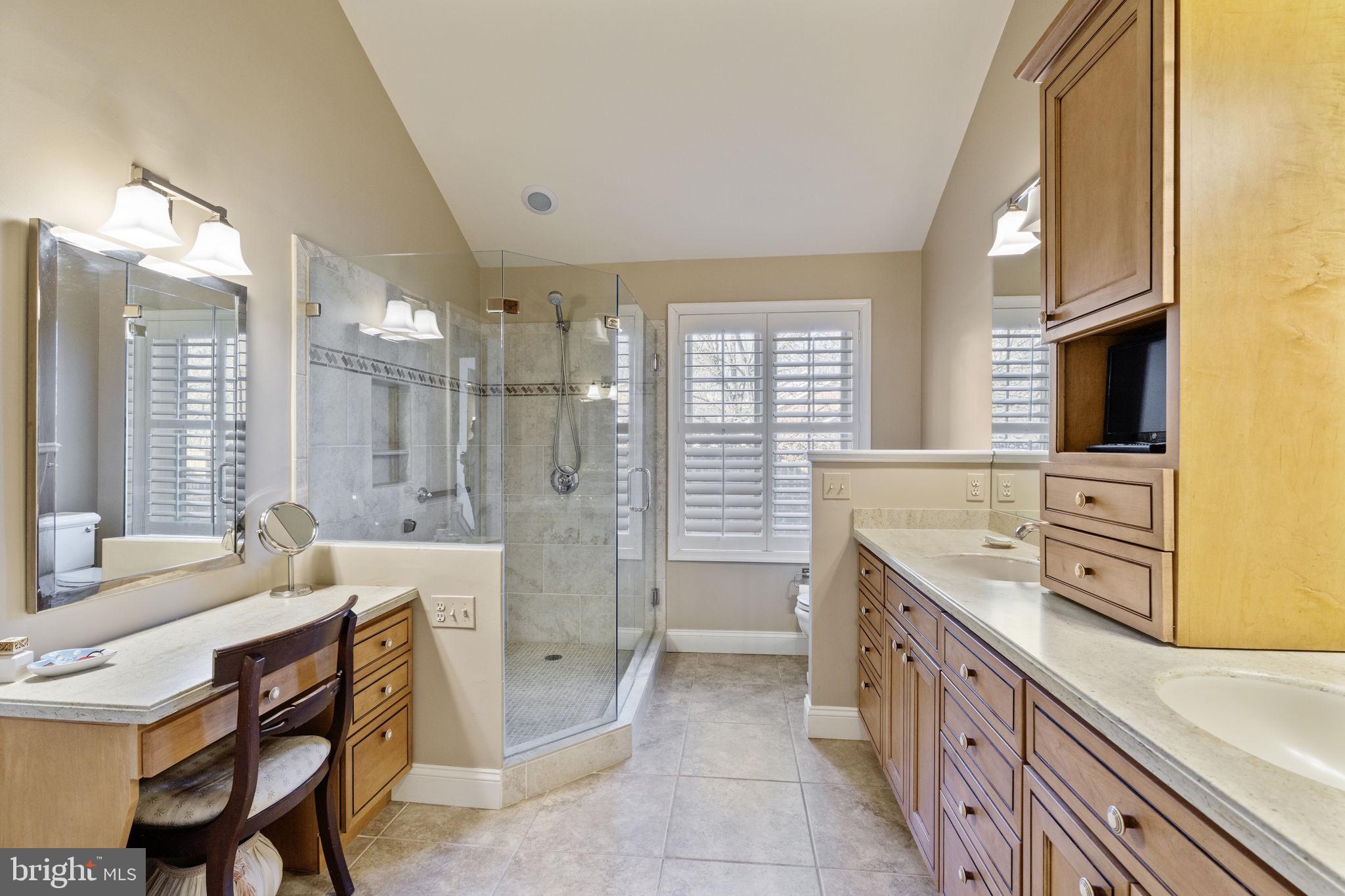 THE MEADOWS OF GREEN SPRING - Residential