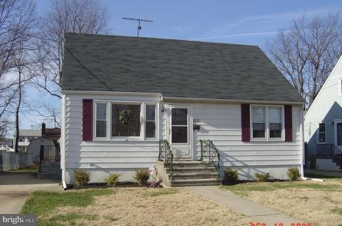 Homes For Sale - 35 Unwin Drive Dr<br/> HAMILTON, NJ 08610