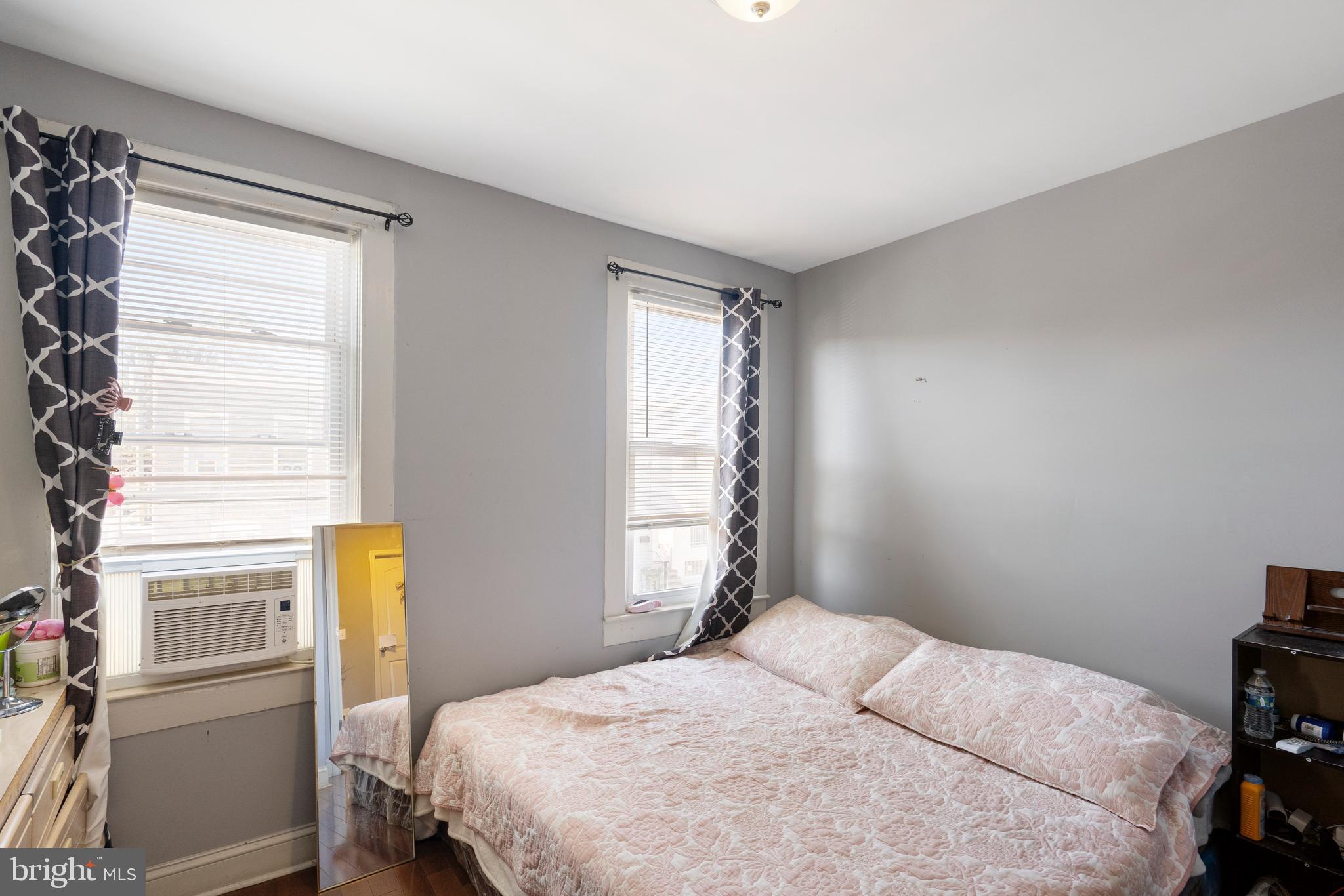 HIGHLANDTOWN - Residential