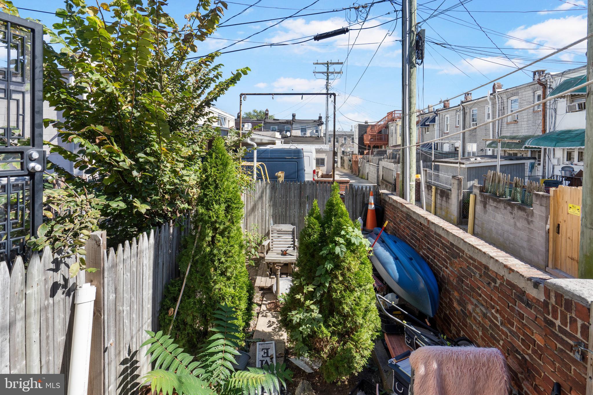 HIGHLANDTOWN - Residential