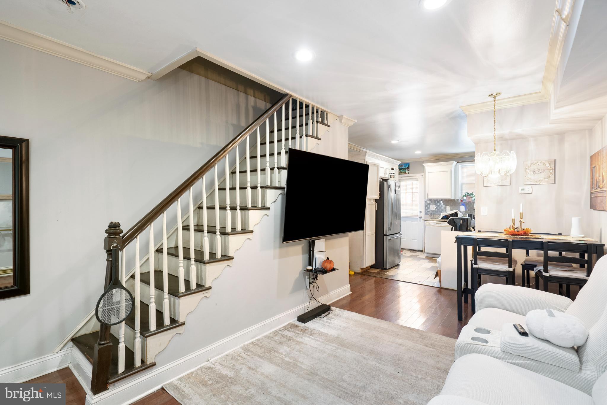 HIGHLANDTOWN - Residential