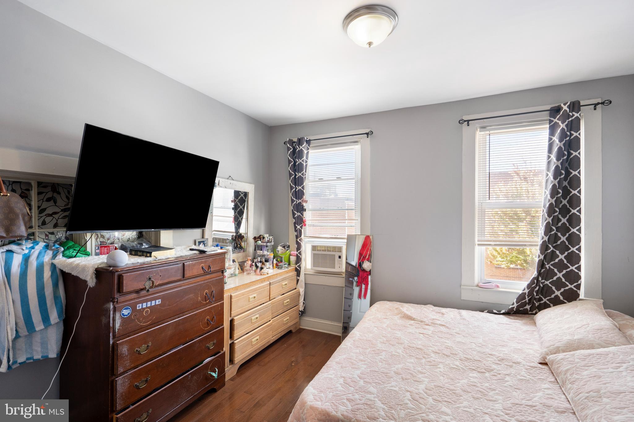 HIGHLANDTOWN - Residential