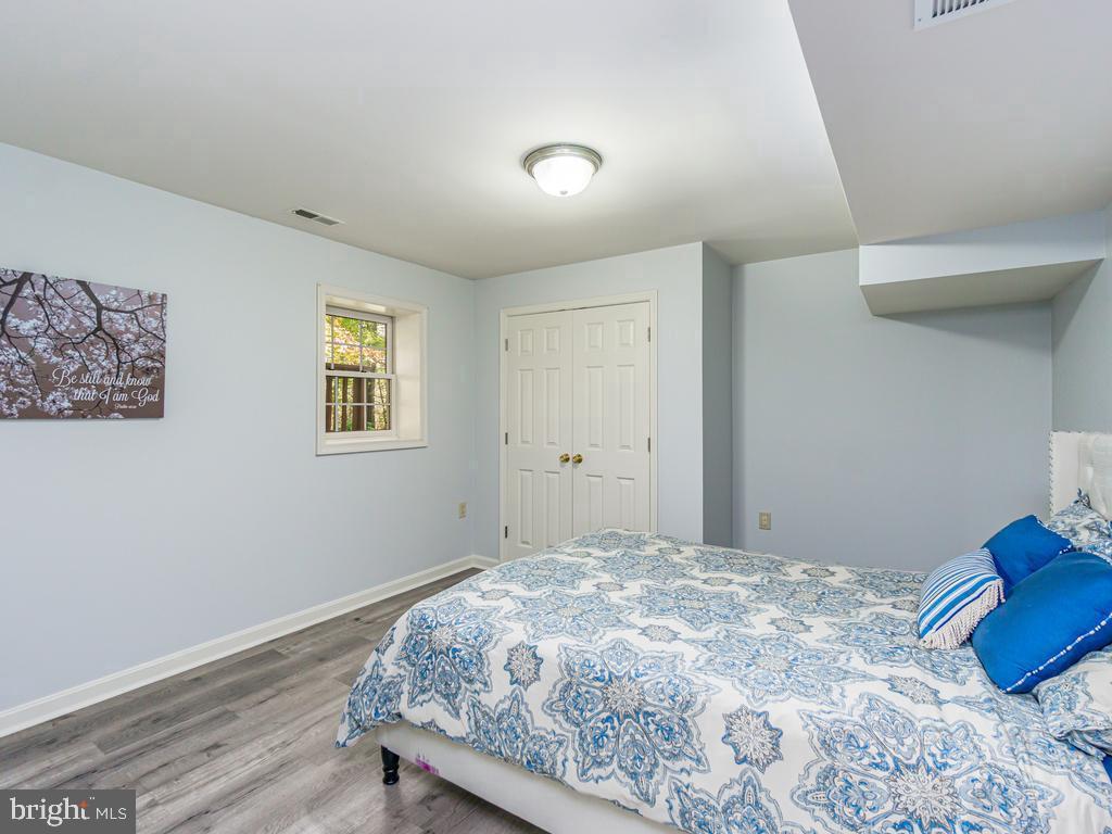 COLECHESTER VILLAGE - Residential