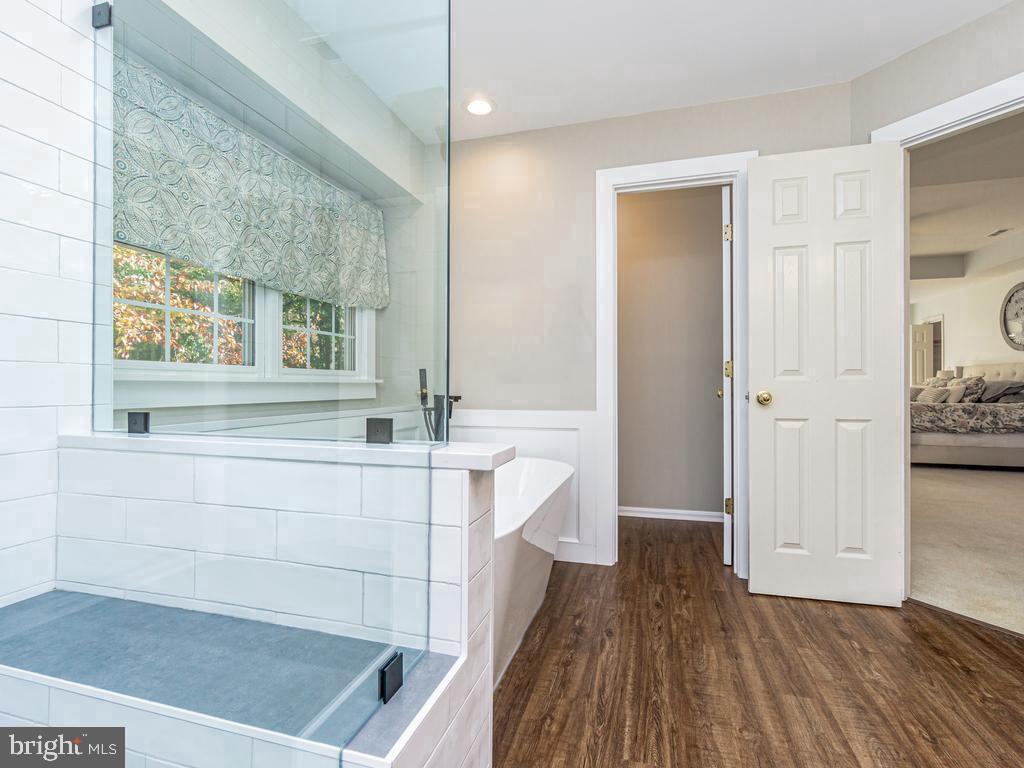 COLECHESTER VILLAGE - Residential