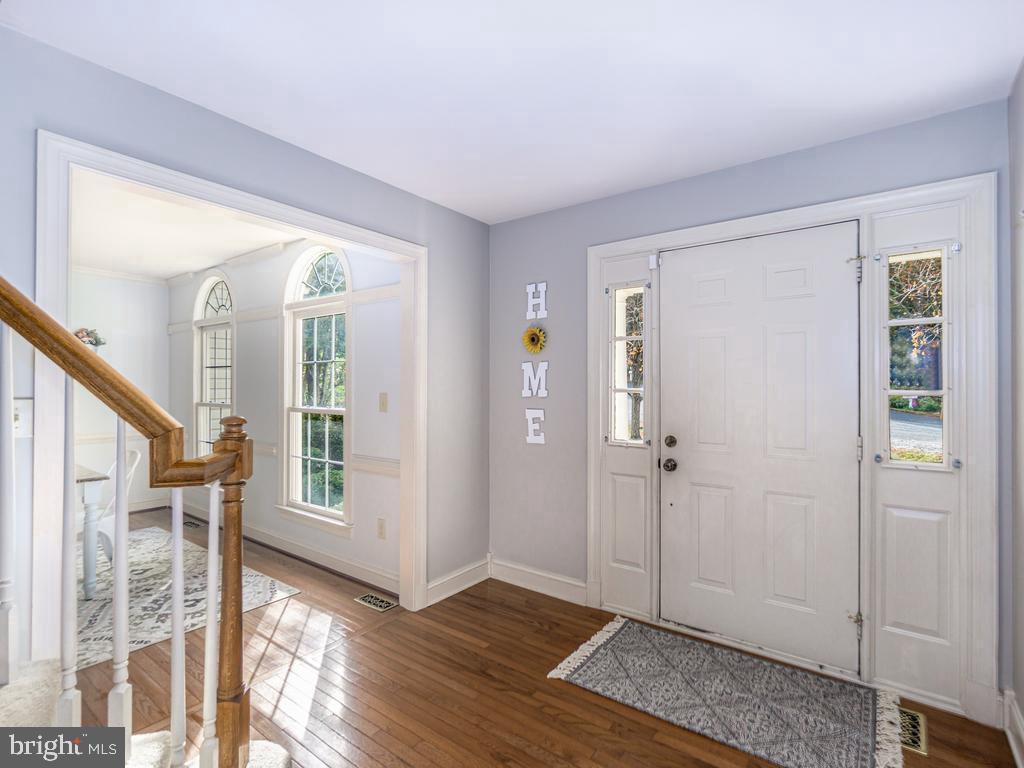 COLECHESTER VILLAGE - Residential