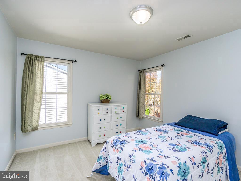 COLECHESTER VILLAGE - Residential