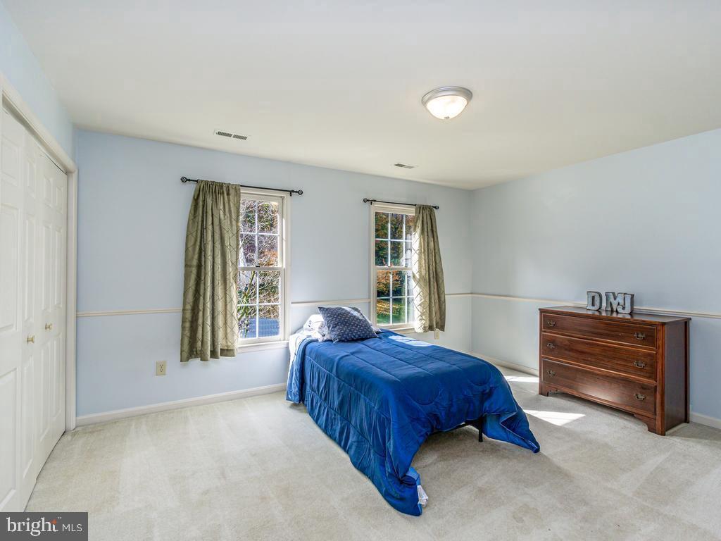 COLECHESTER VILLAGE - Residential