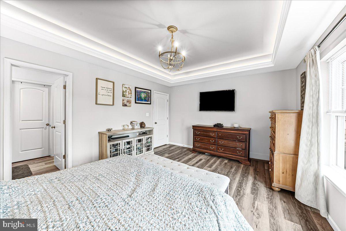 PINE VIEW ESTATES - Residential