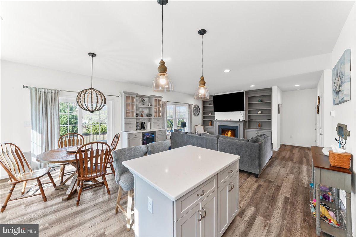 PINE VIEW ESTATES - Residential