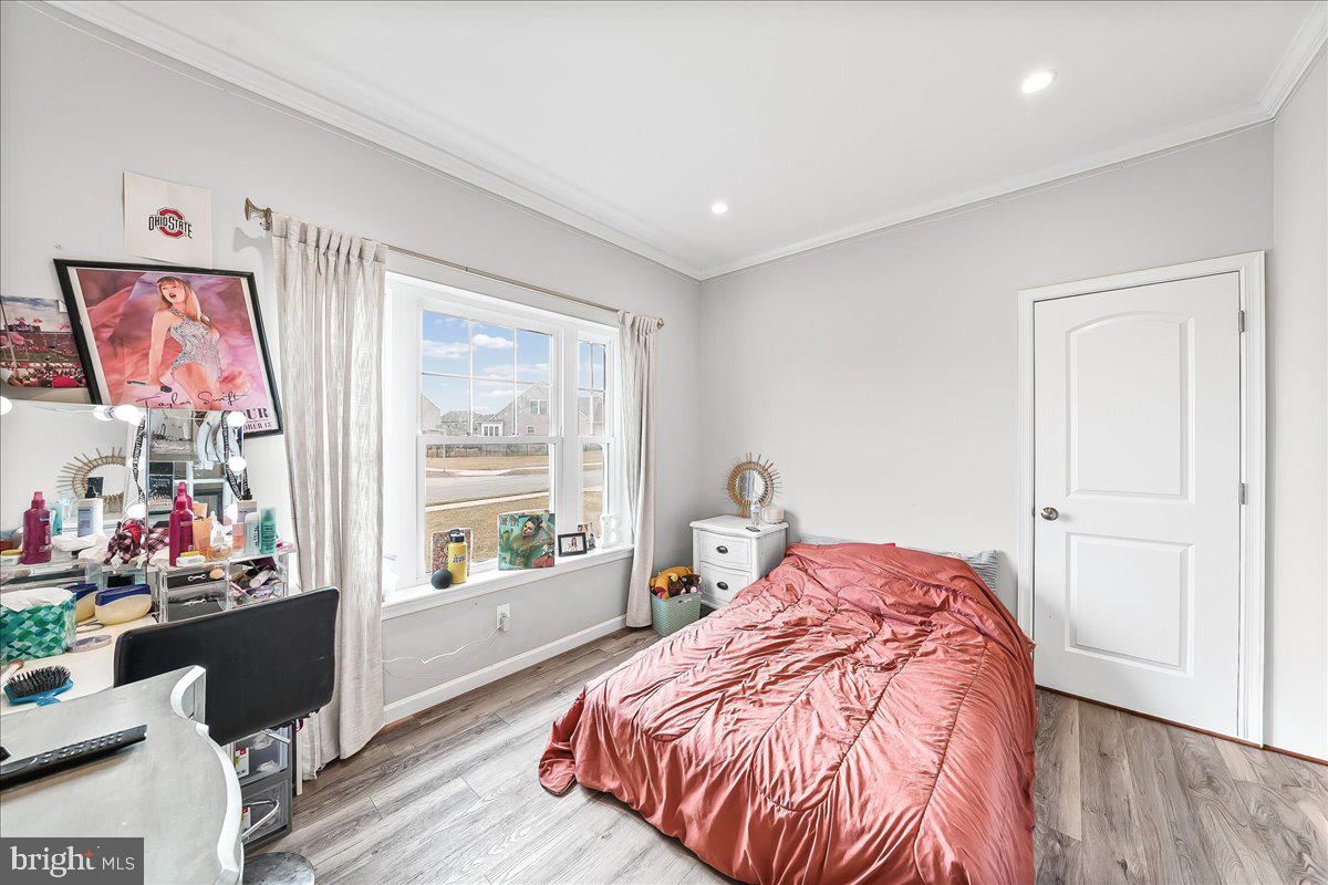 PINE VIEW ESTATES - Residential