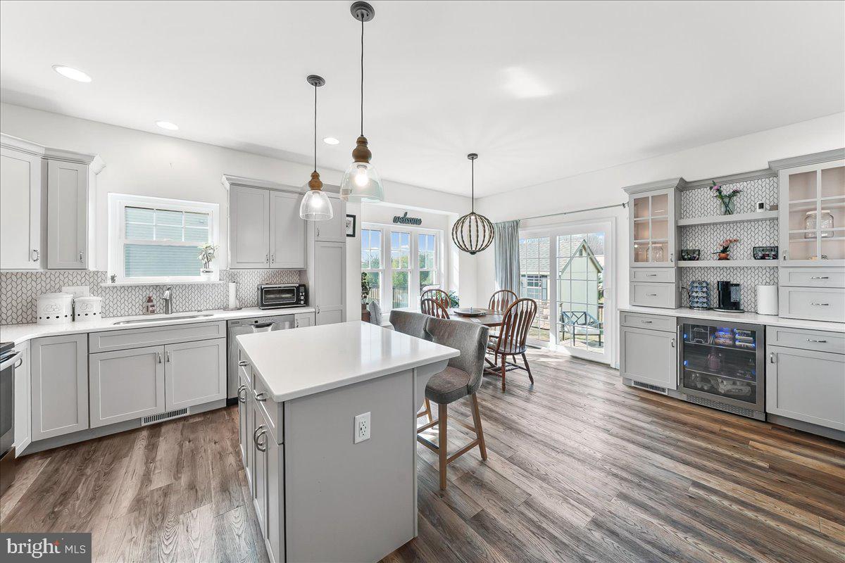 PINE VIEW ESTATES - Residential