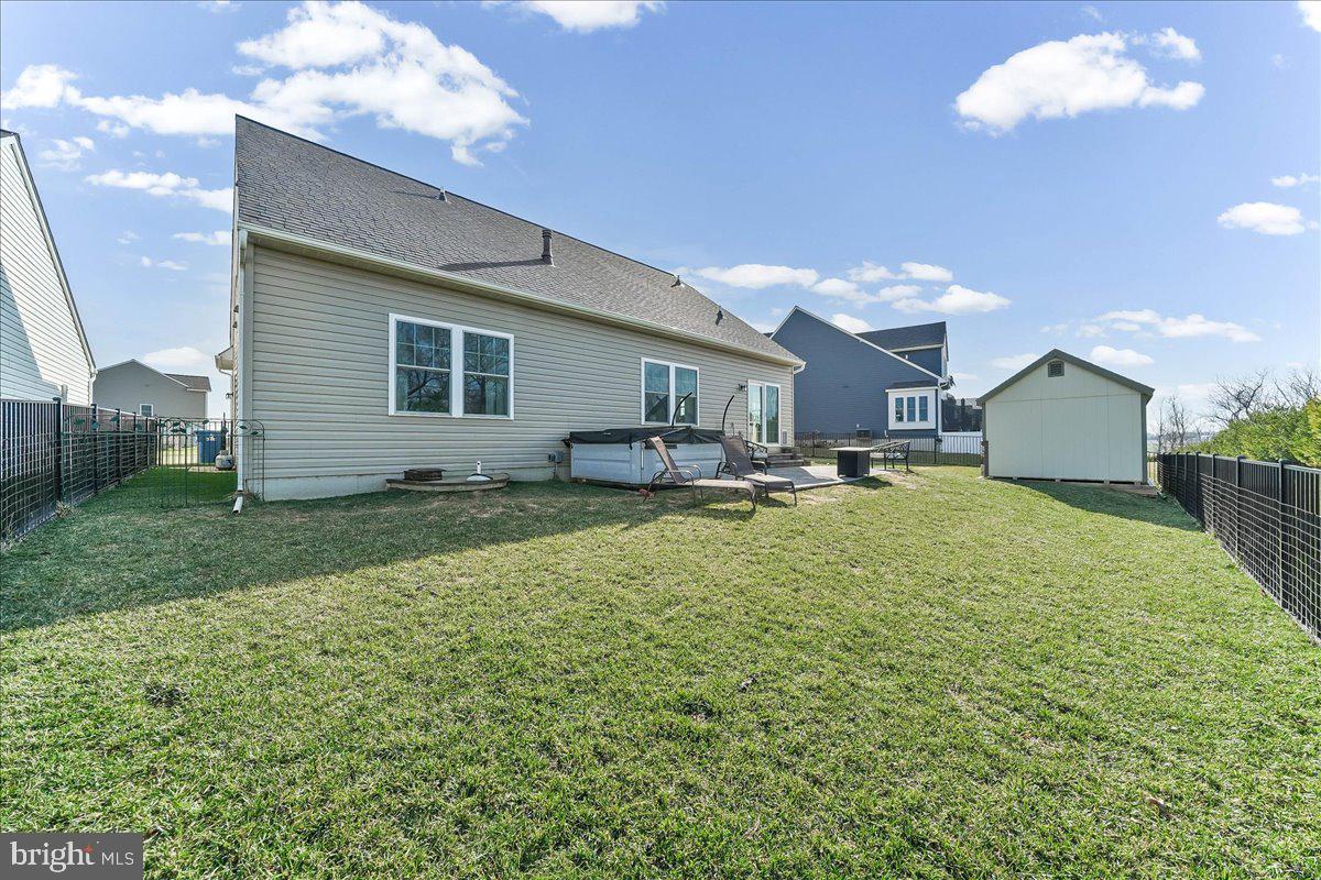 PINE VIEW ESTATES - Residential