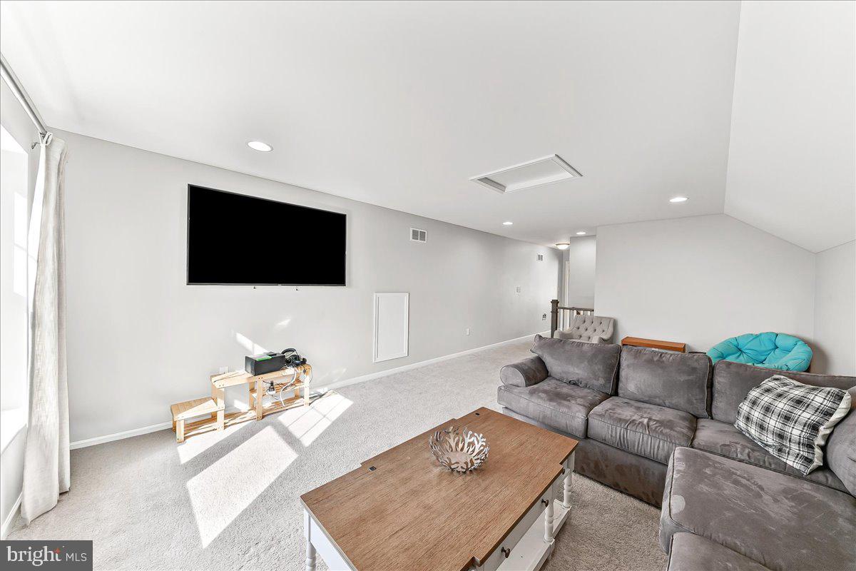 PINE VIEW ESTATES - Residential