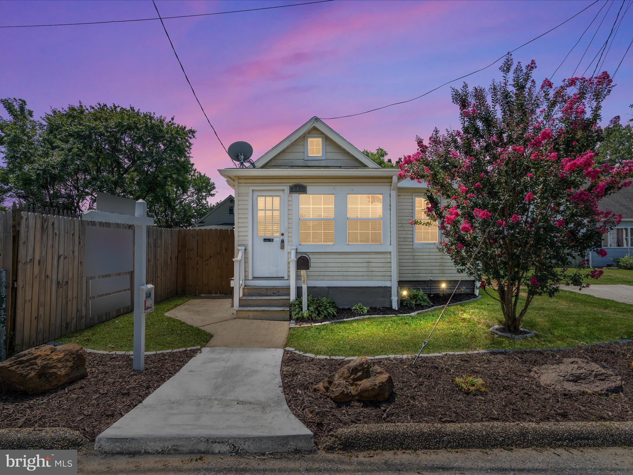 Coming soon in Brooklyn- three bedroom, two full bathroom rancher with large fully fenced yard. This home has many updates and new features. Stay tuned for more information and updated photos on 8/5!