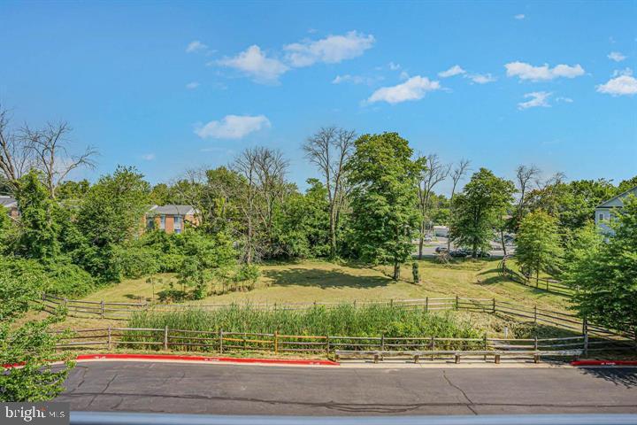 KINGS CROSSING - Residential