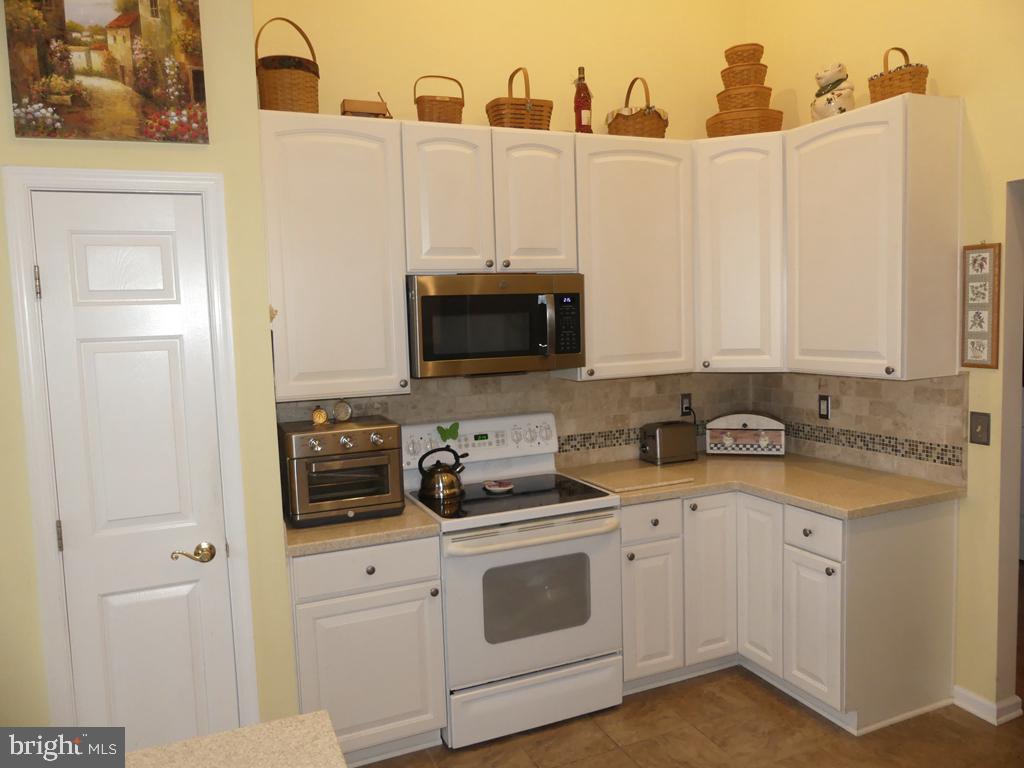 KINGS CROSSING - Residential