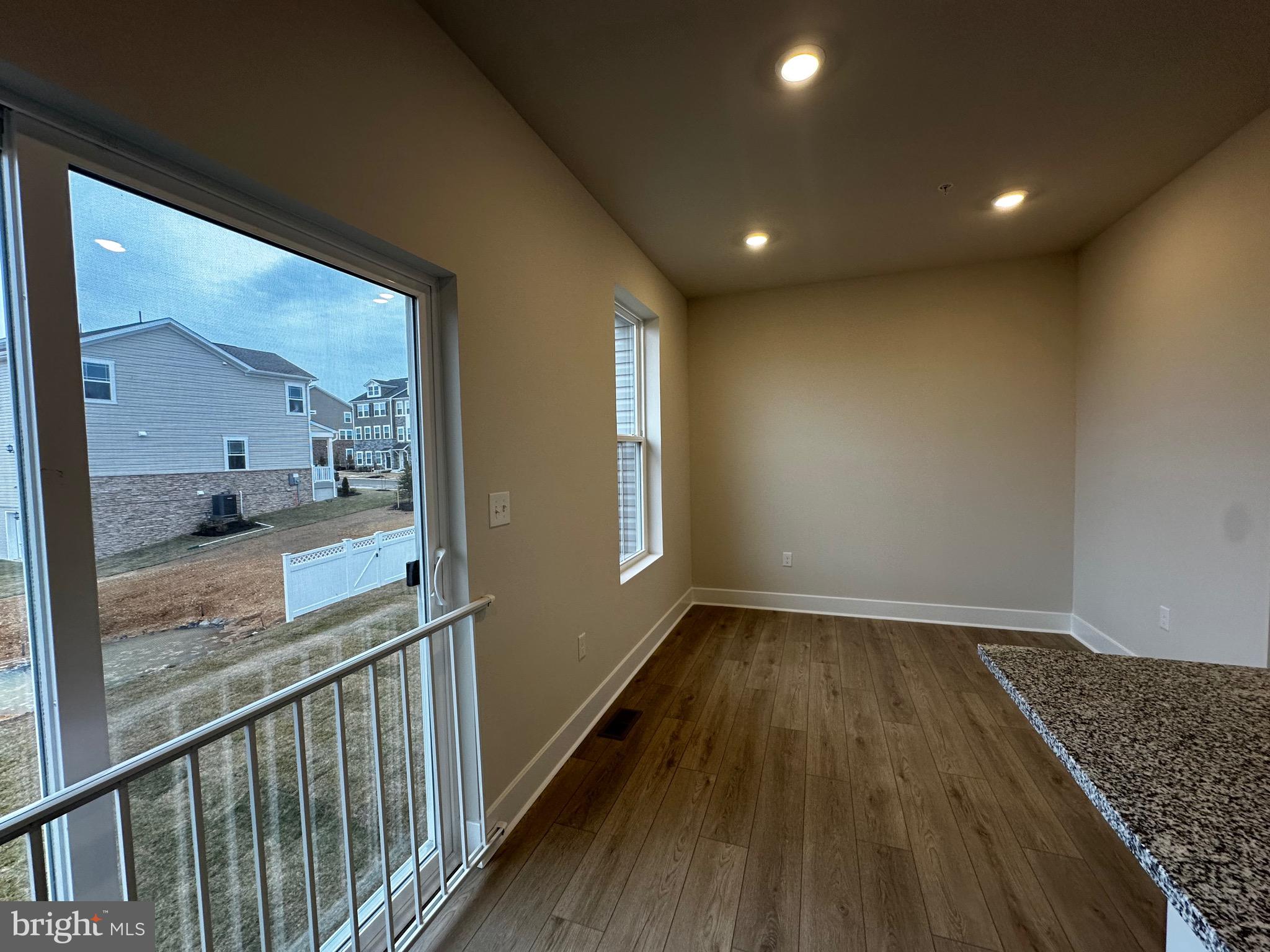 ST CHARLES - Residential
