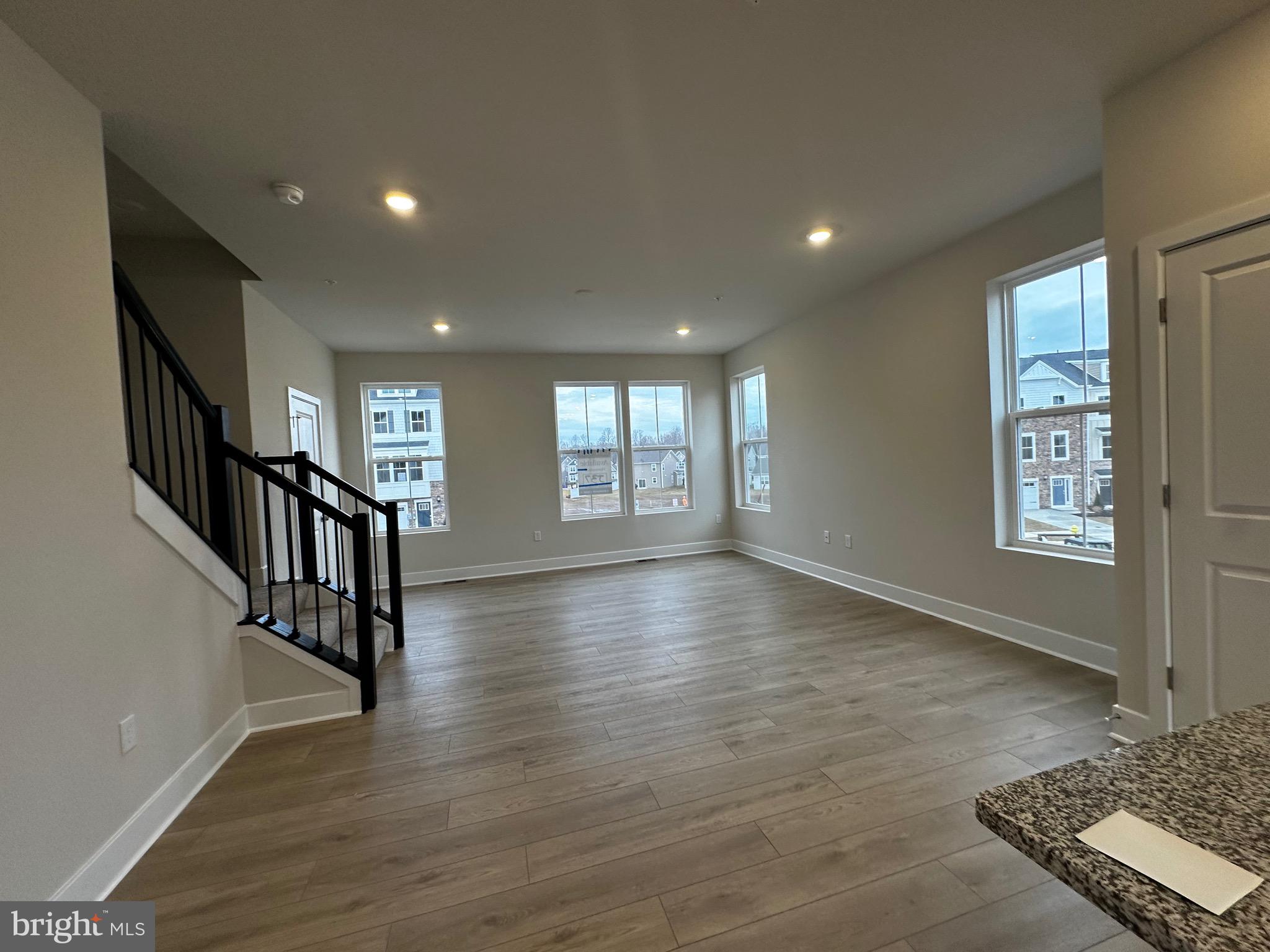 ST CHARLES - Residential