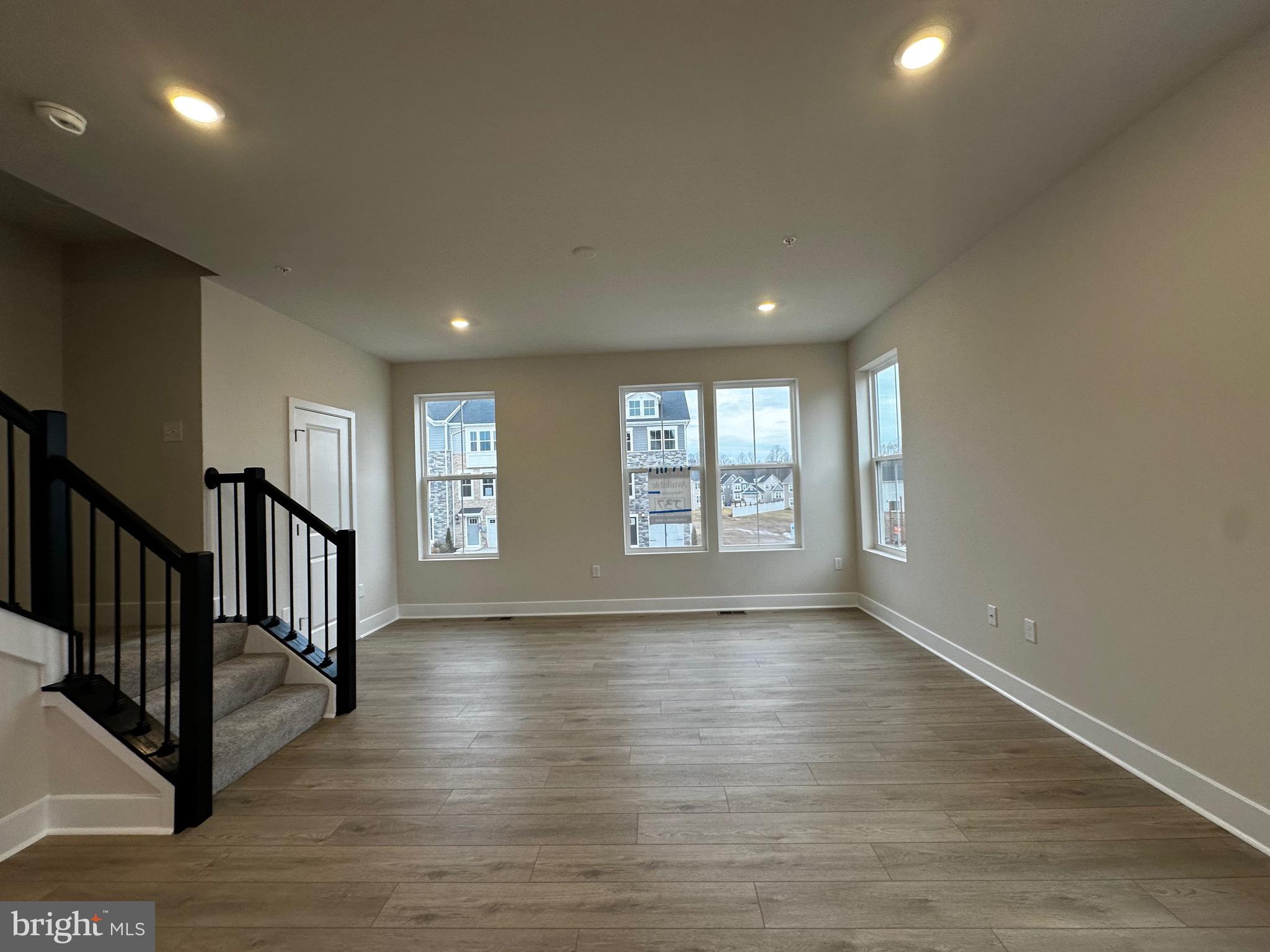 ST CHARLES - Residential