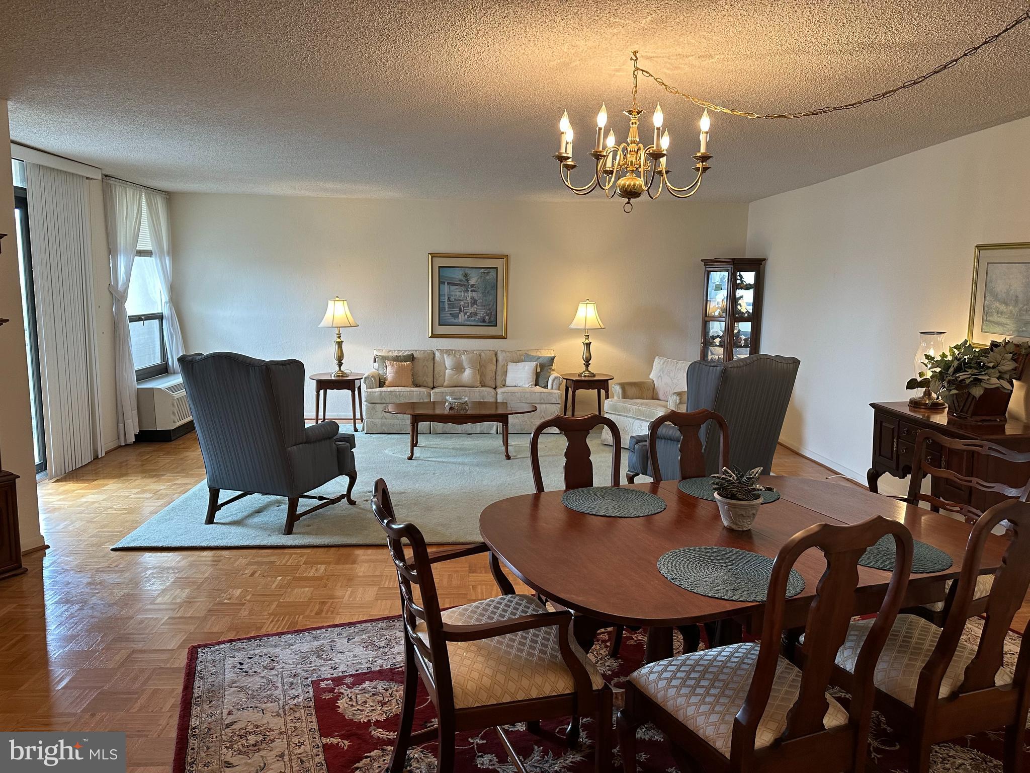 THE RIDGELY - Residential