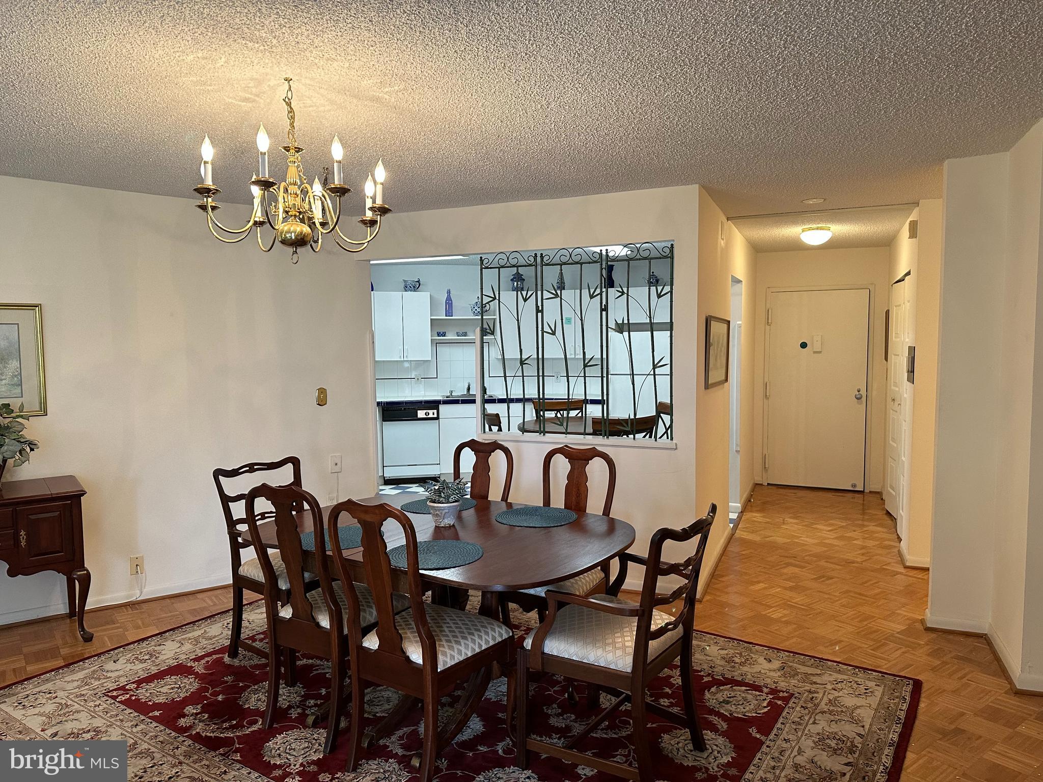 THE RIDGELY - Residential