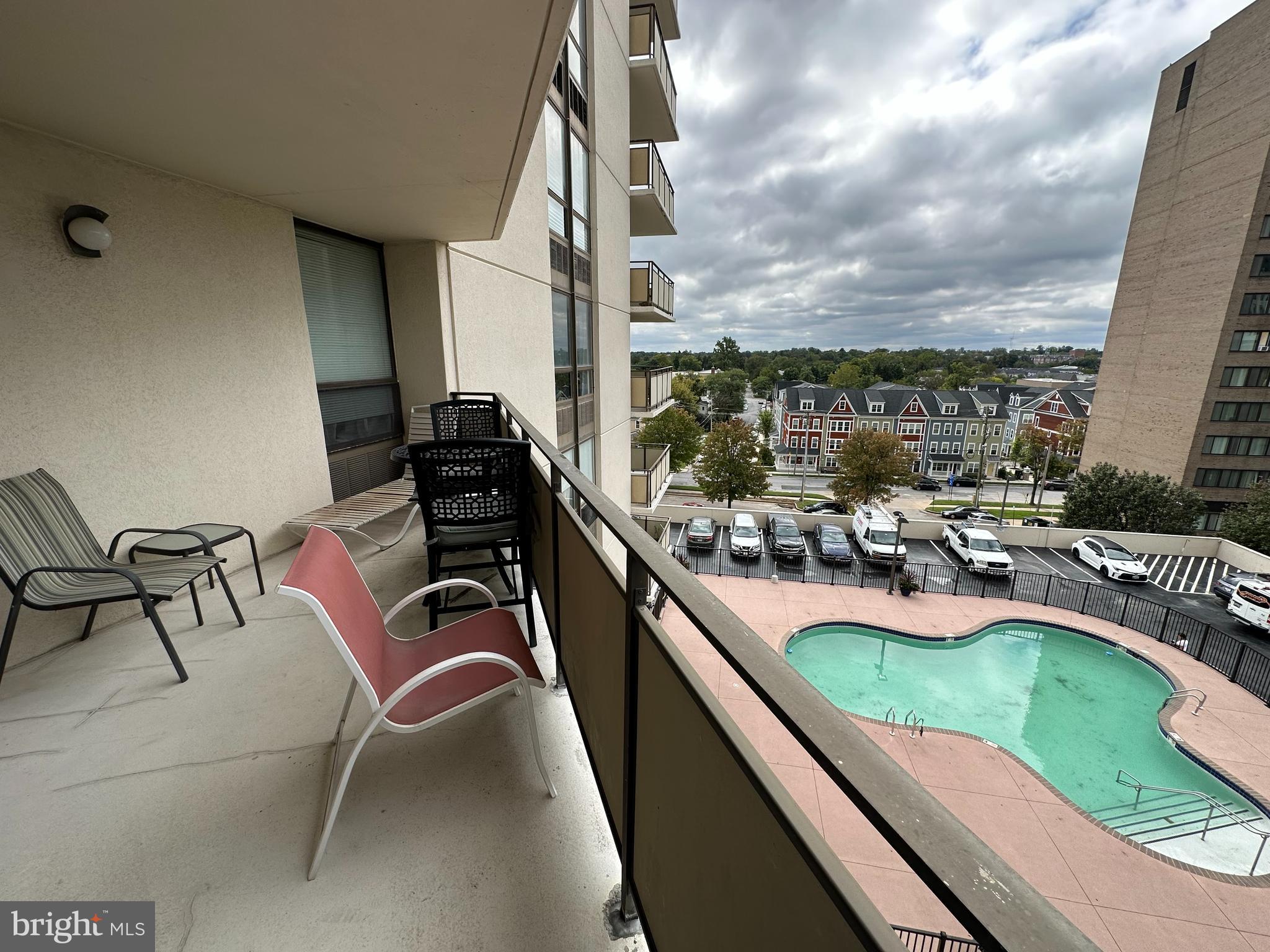 THE RIDGELY - Residential