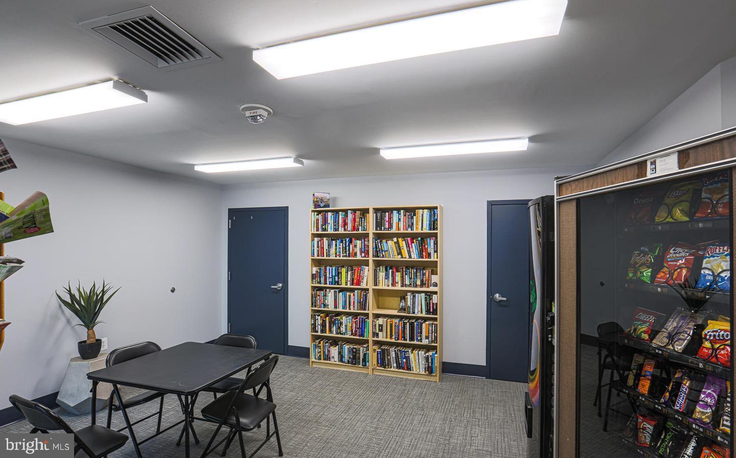 THE RIDGELY - Residential