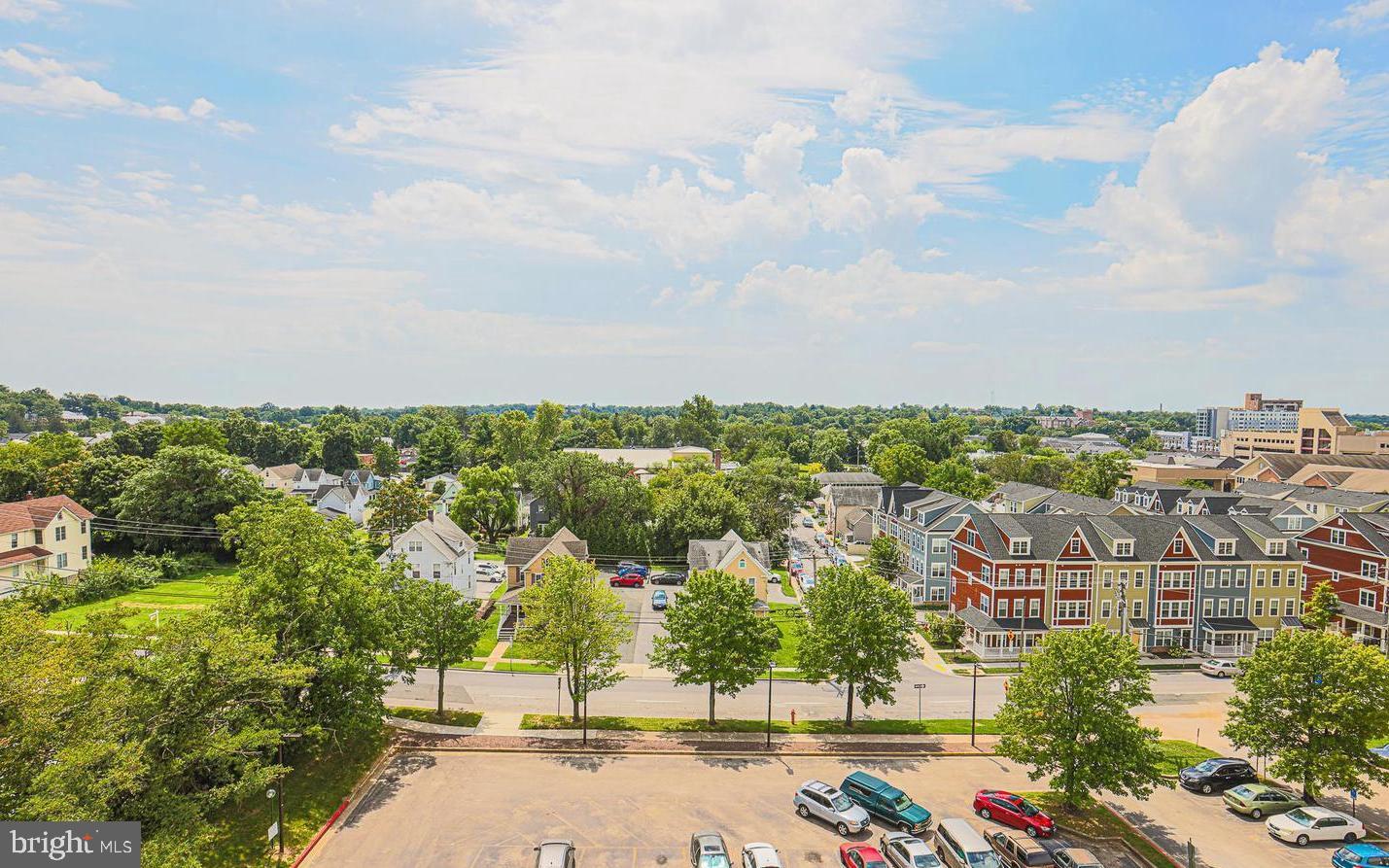 THE RIDGELY - Residential