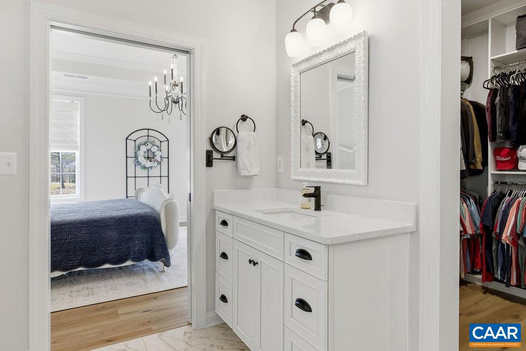 SPRING CREEK - Residential