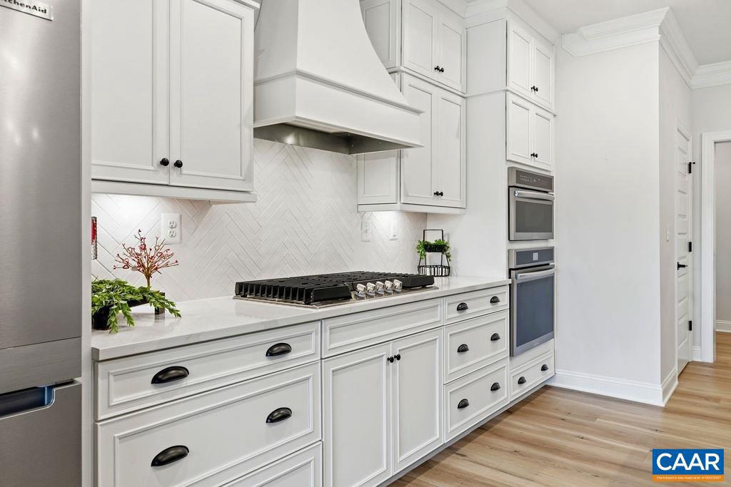 SPRING CREEK - Residential