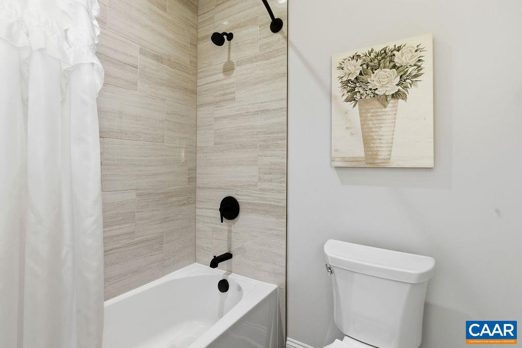 SPRING CREEK - Residential