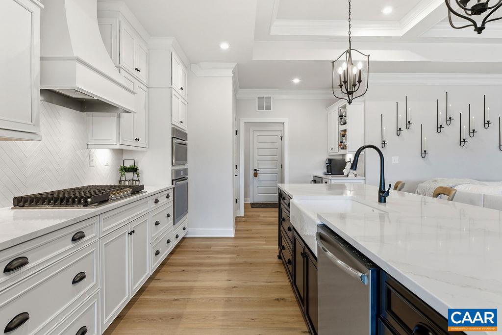 SPRING CREEK - Residential