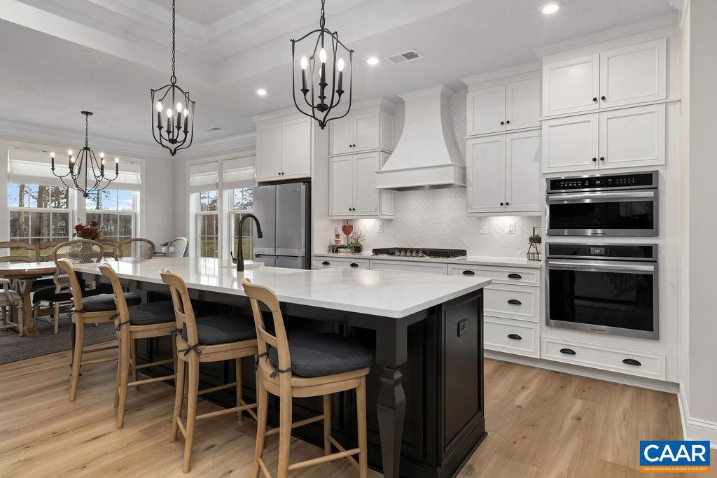 SPRING CREEK - Residential